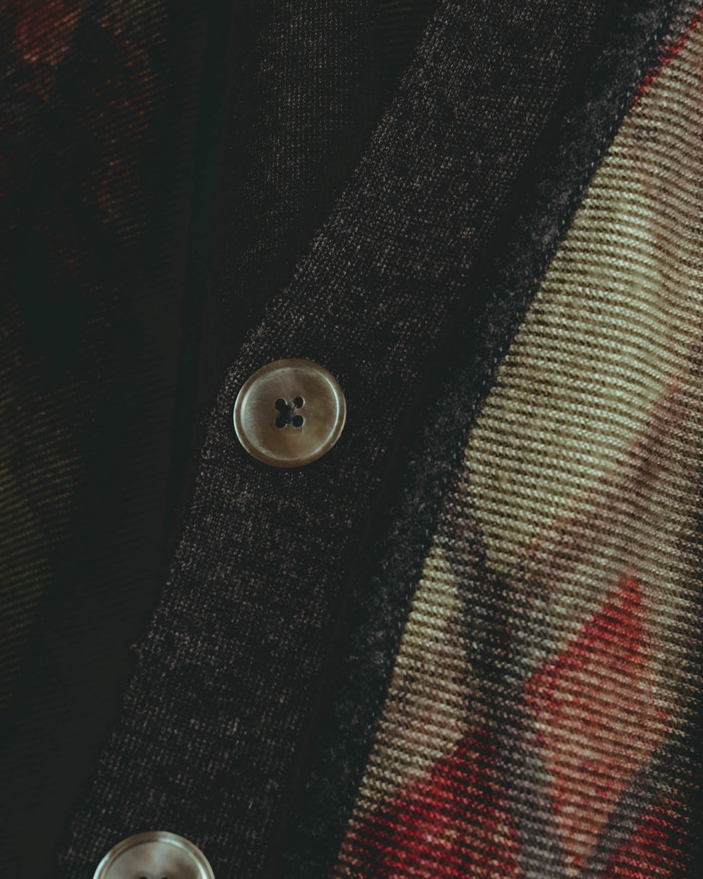 –SPECIAL– "Hermès" 90's-00's Plaid cashmere cardigan