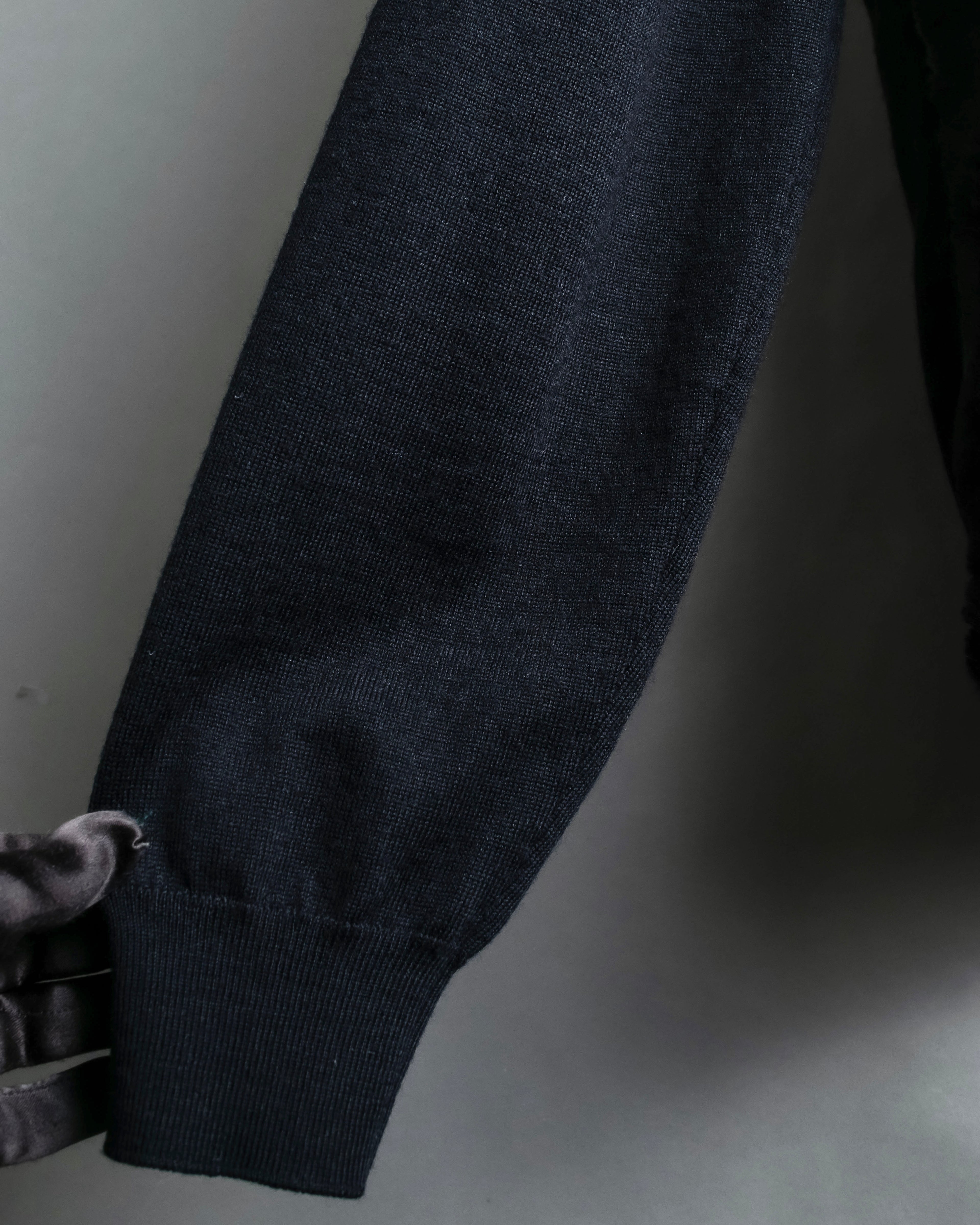 "MAISON MARGIELA"
Fur docking high gauge knit