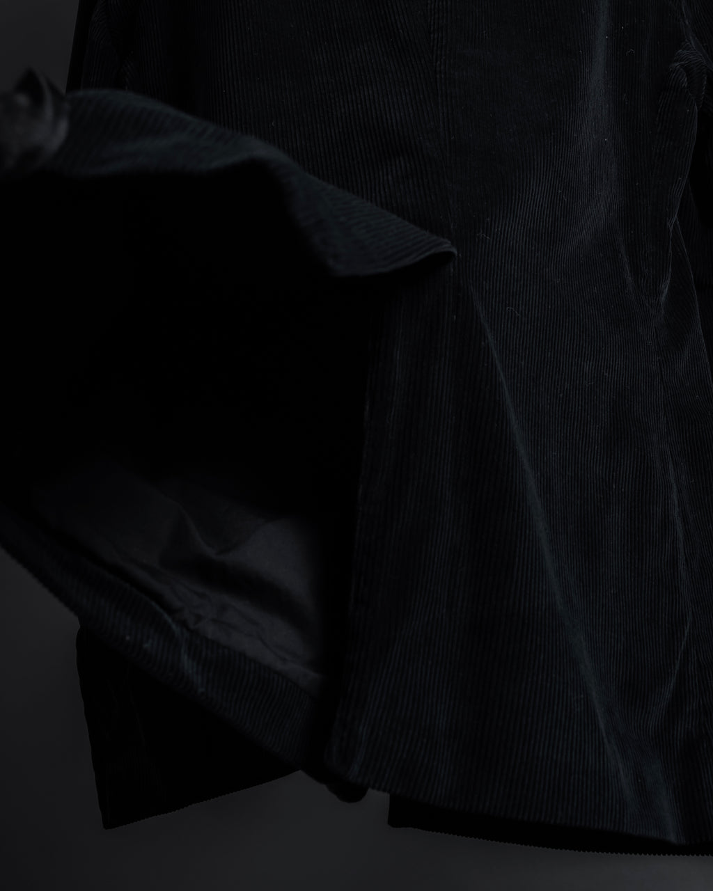 "dunhill" Classically tailored corduroy jacket