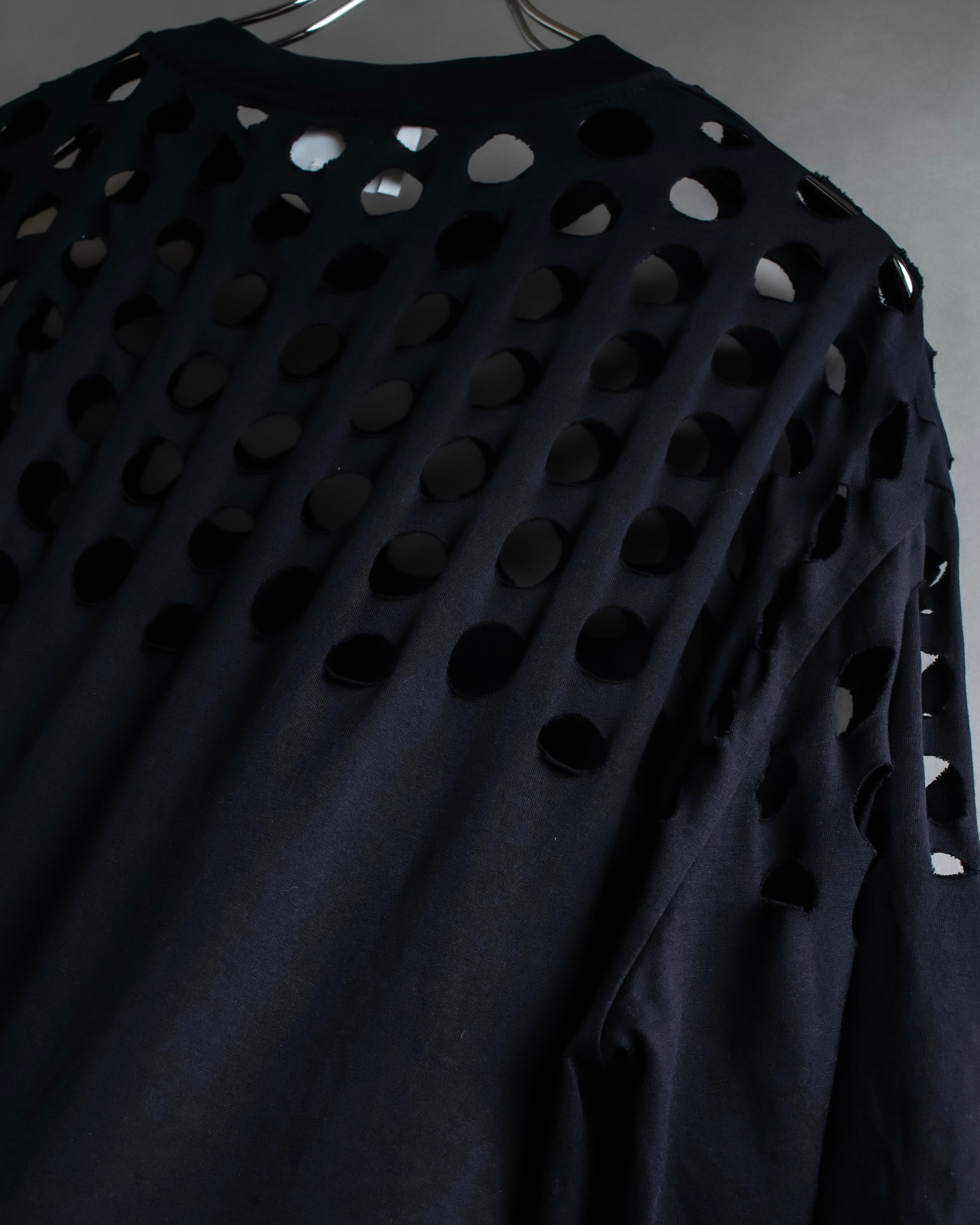 "MAISON MARGIELA" 20SS Circle cutting design pullover