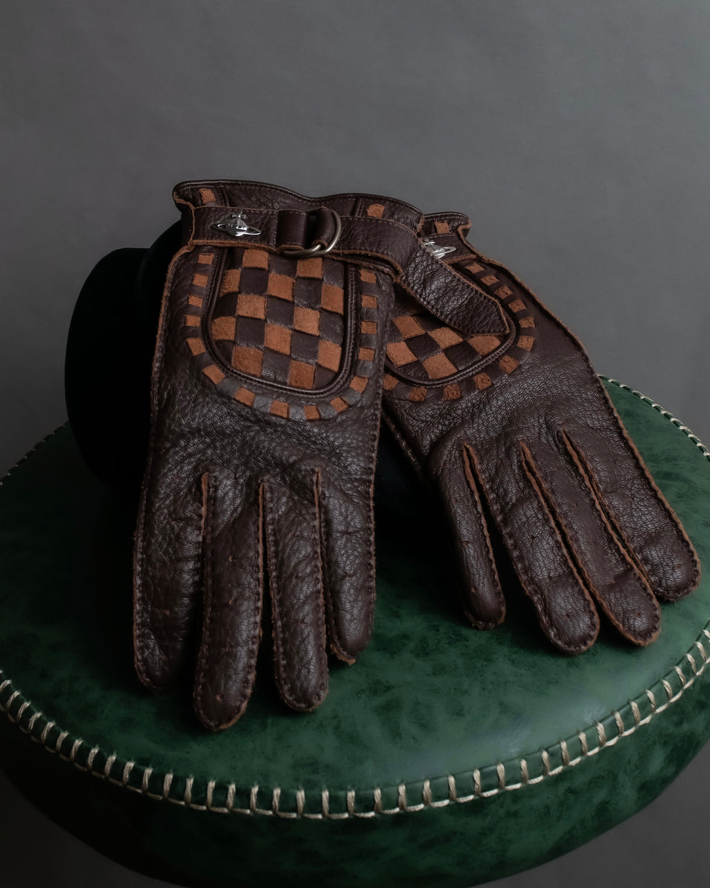 "Vivienne Westwood" Orb design checker panel pattern leather gloves