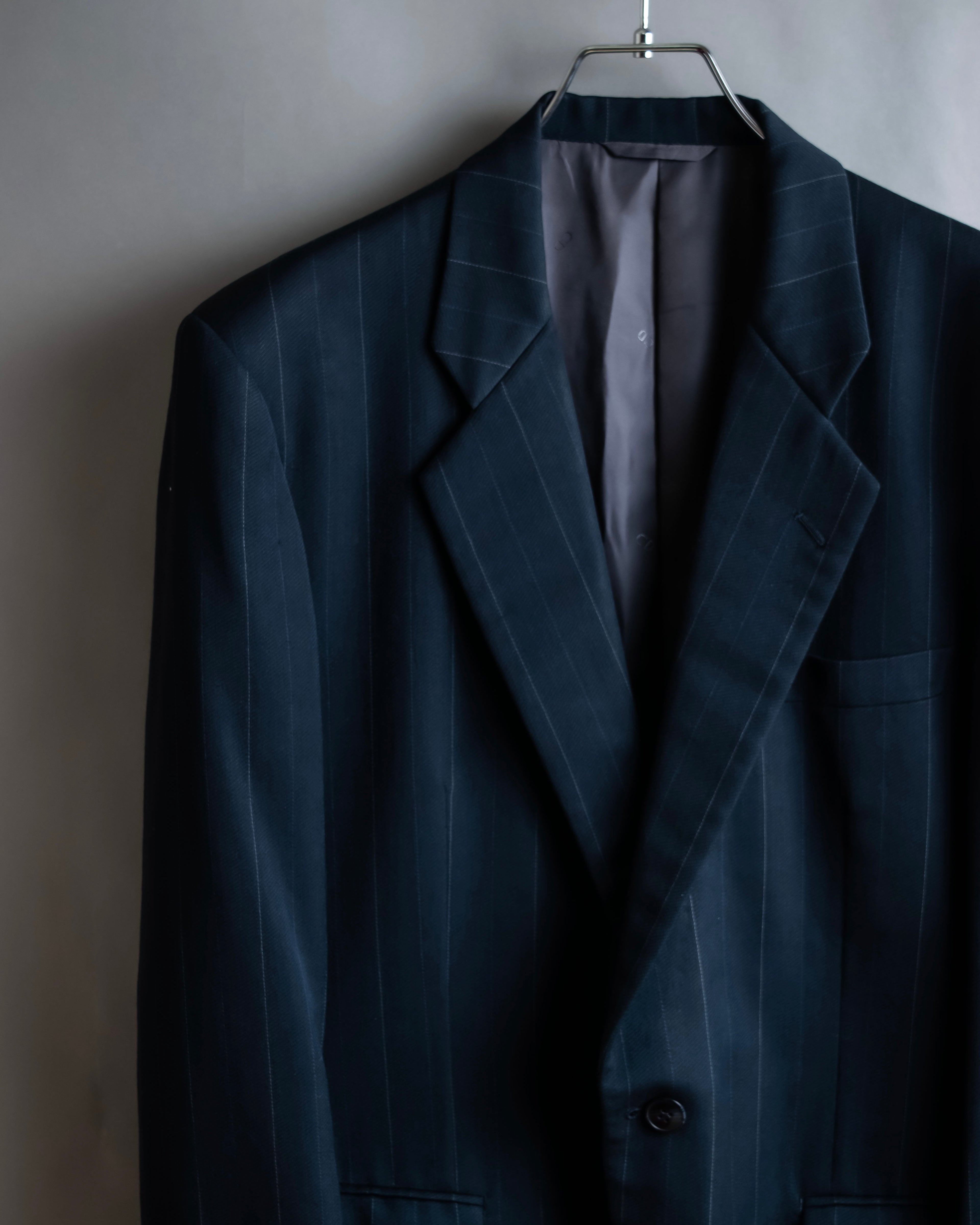 "CHRISTIAN DIOR MONSIEUR"
 Fine pitch stripe pattern notch lapel tailored jacket