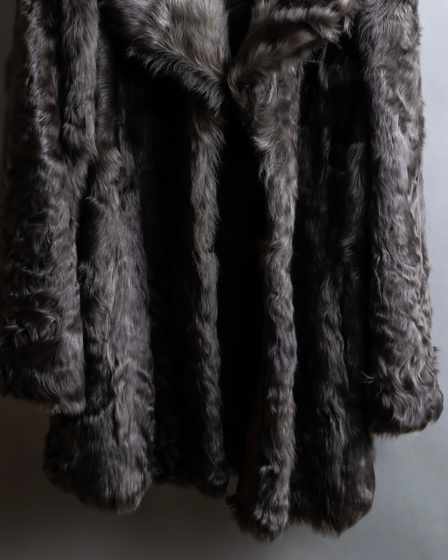 "EMBA" Large collar mid length fur coat