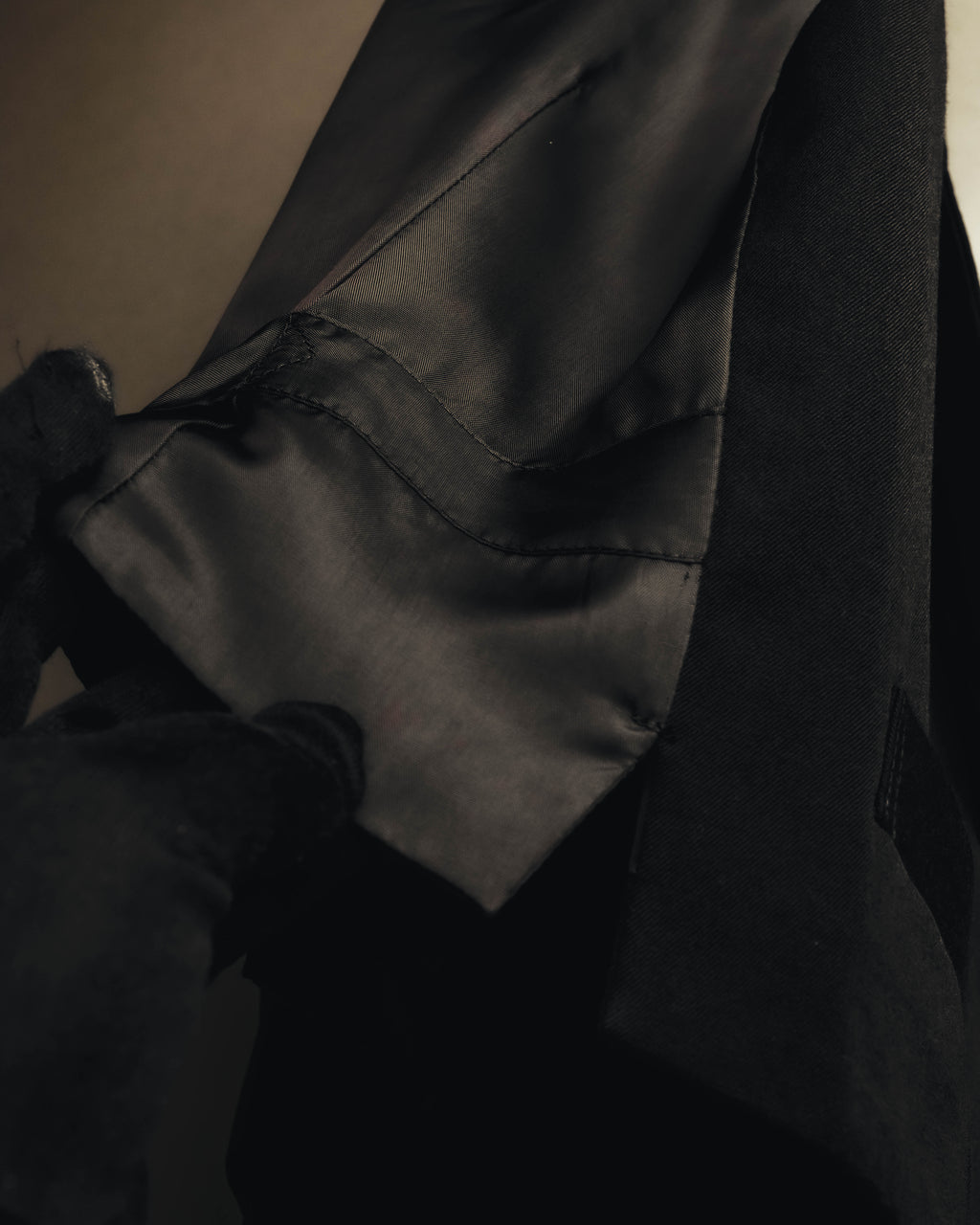 –SPECIAL– "tricot COMME des GARÇONS" 80's Tailored shawl-collar gilet