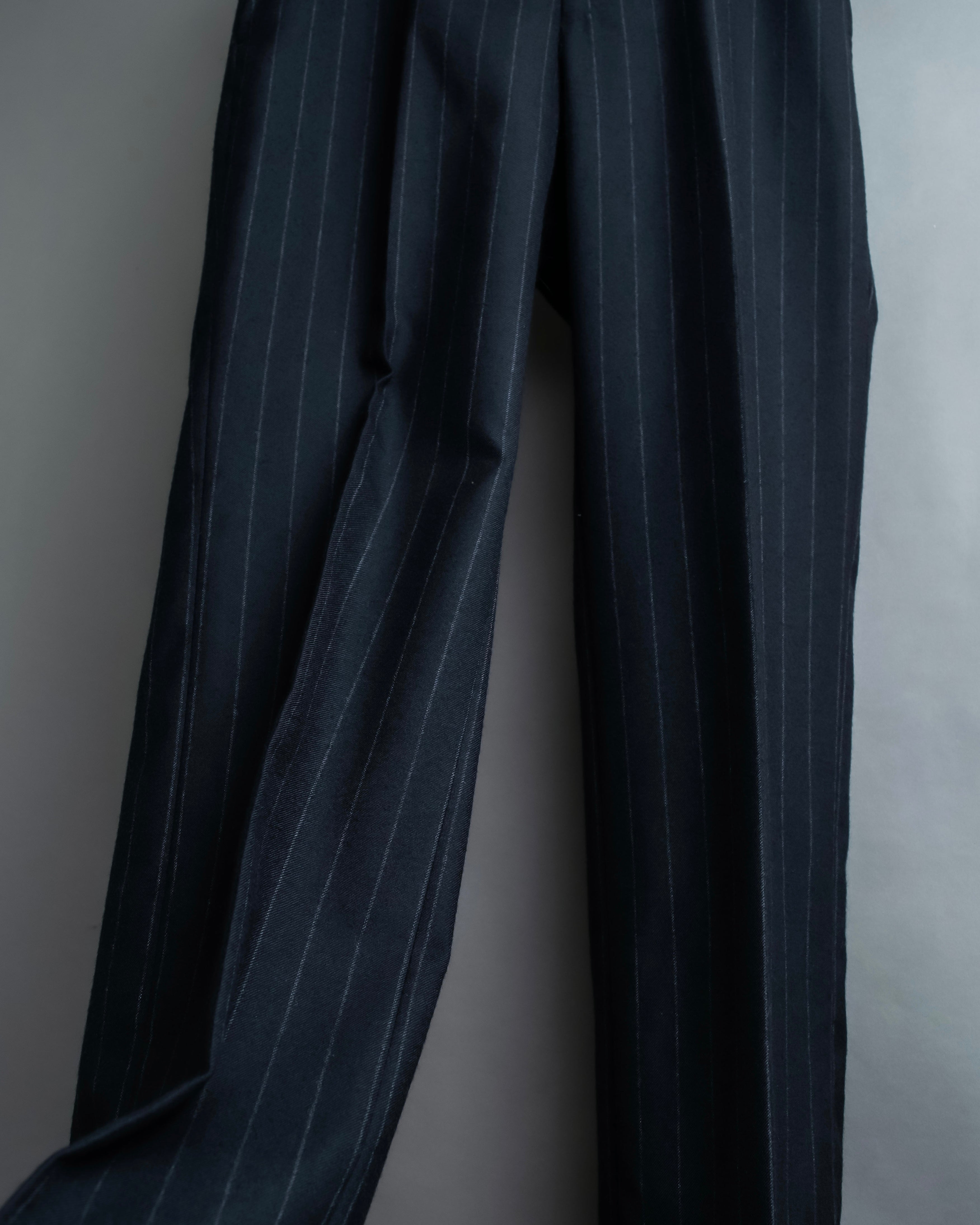 "GUCCI" chalk stripe designed wide pants