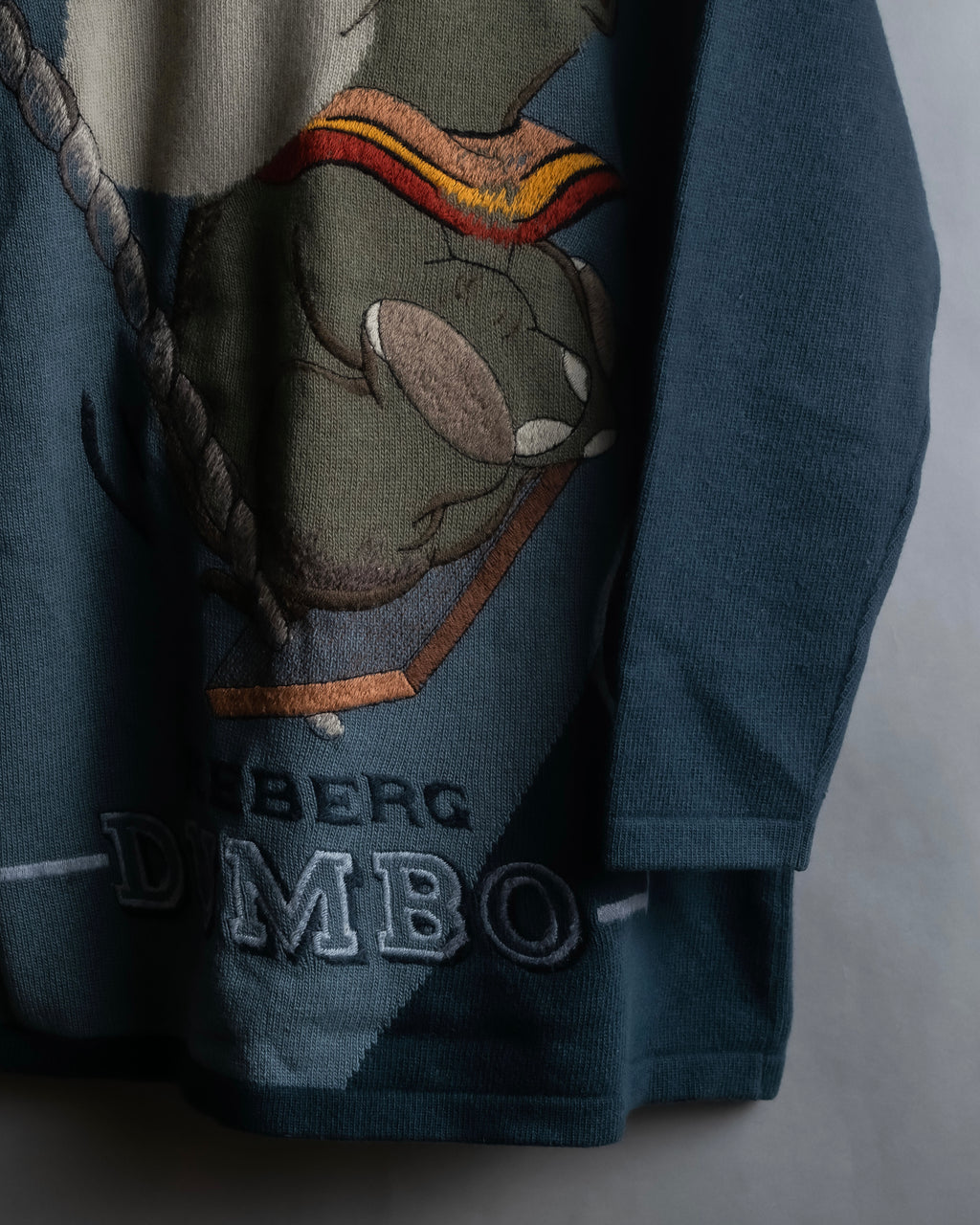 "ICEBERG" Dumbo embroidery design graphic knit pullover
