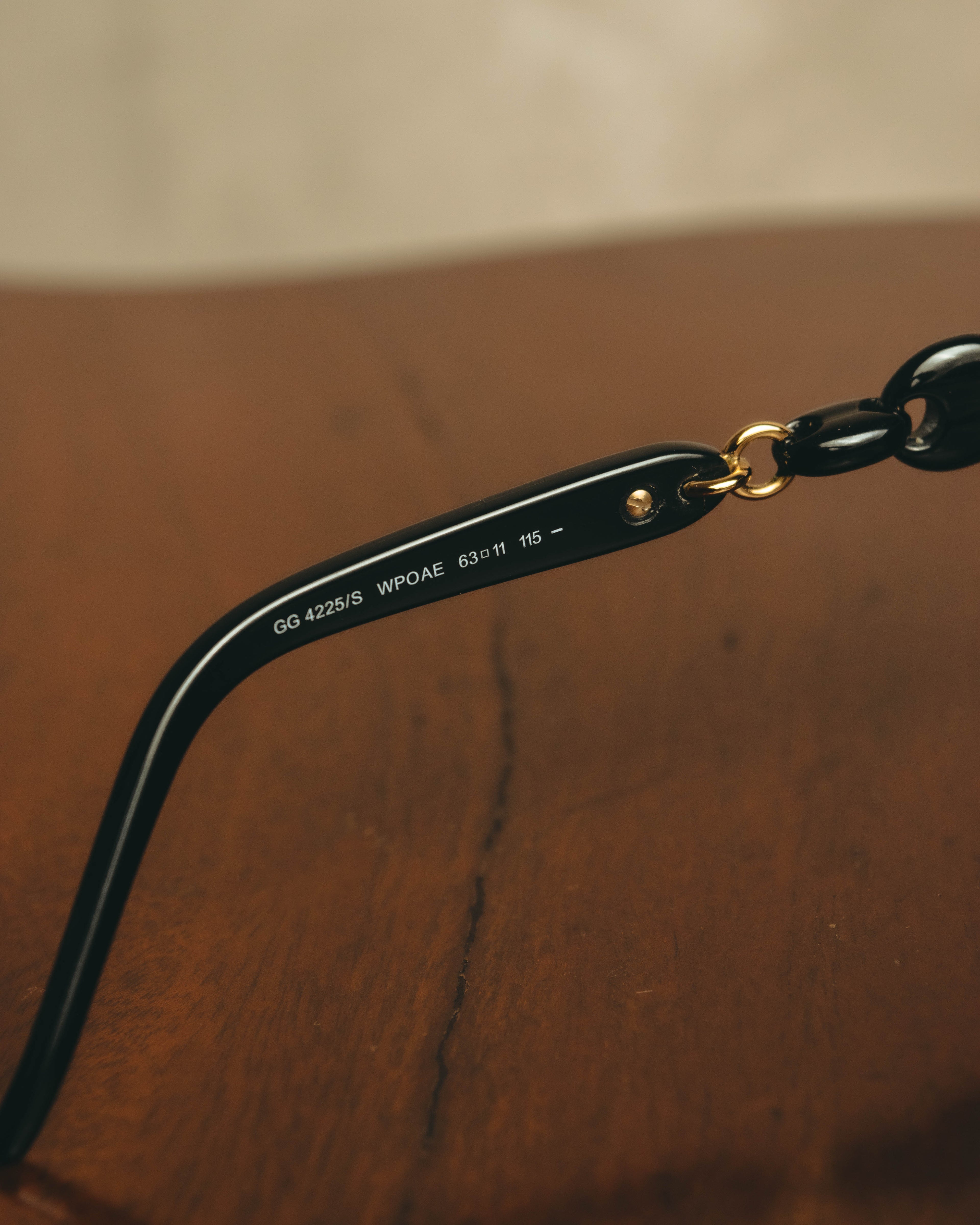 -SPECIAL- "Gucci" 00's Vintage aviator sunglasses with marina chain temples