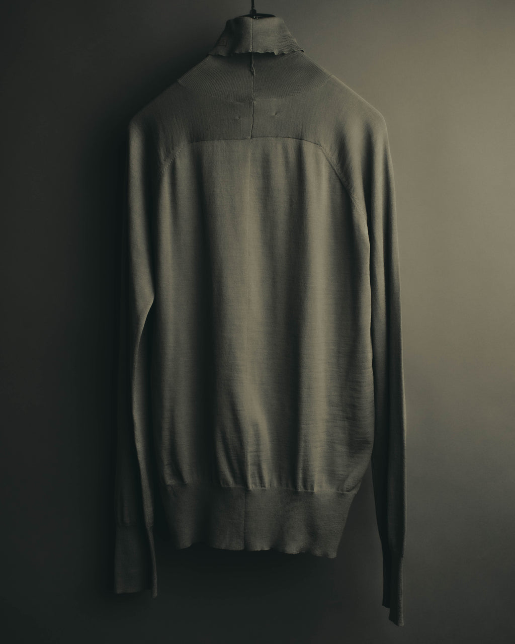 "Theatre PRODUCTS" 00's-10's Silk wool turtleneck knit sweater