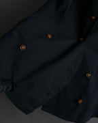 "Vivienne Westwood RED LABEL"
 Front button cutting design shirt