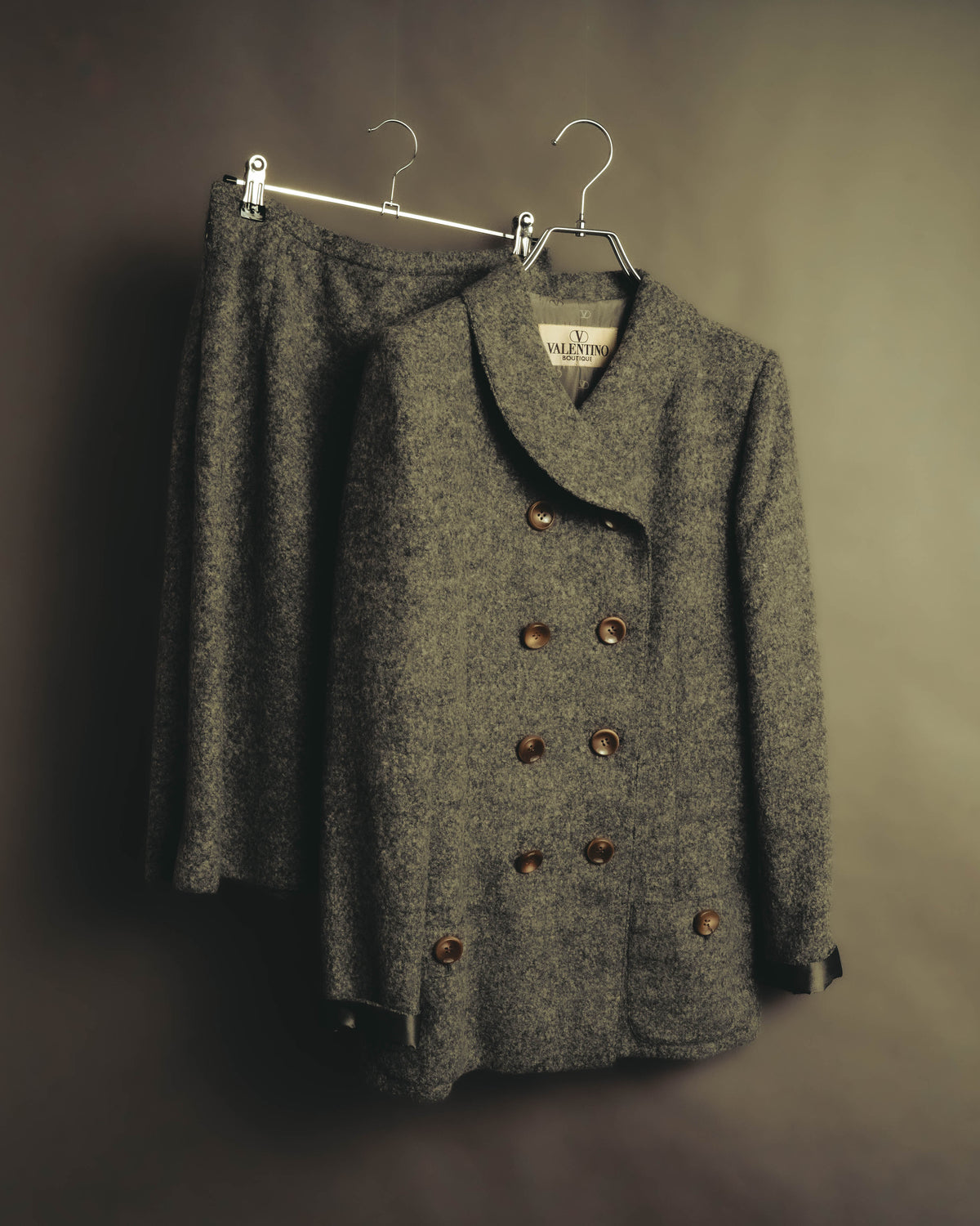 "VALENTINO BOUTIQUE" 80's Brushed alpaca skirt suit