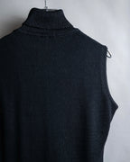 "VERSACE" High neck design sleeveless knit pullover