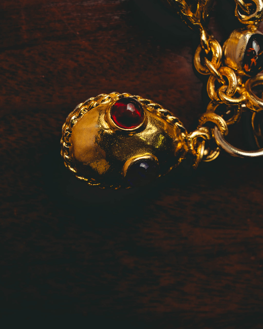-SPECIAL - “CHANEL” 70’s-80’s Gripoix glass cabochon charm sautoir necklace