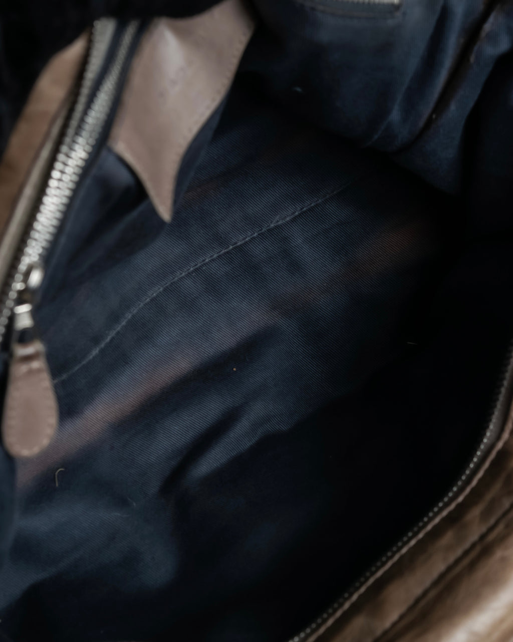 "BALENCIAGA" Three-way chain leather shoulder bag