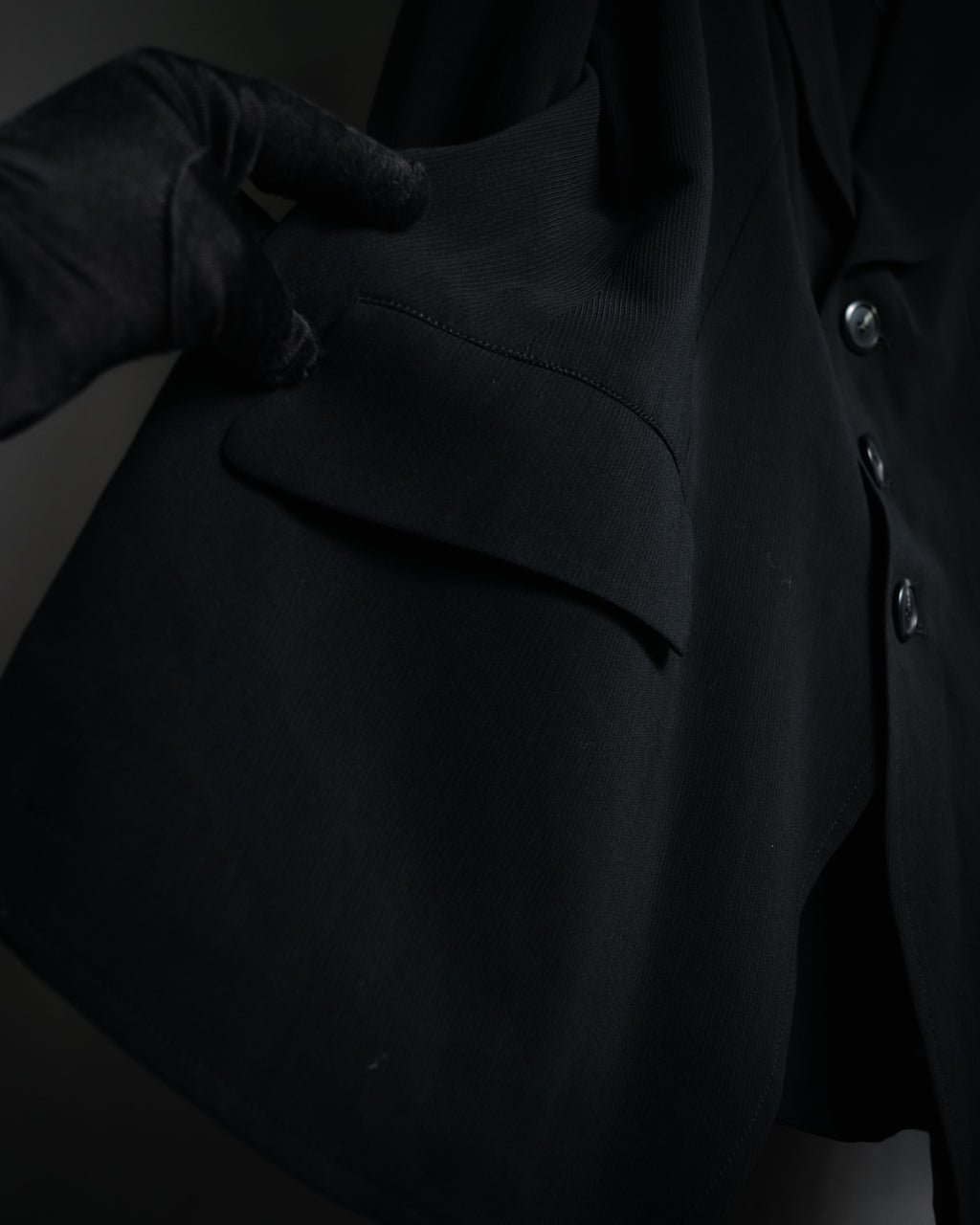 "Y’s" 00’s Asymmetric pleated-back three-button jacket