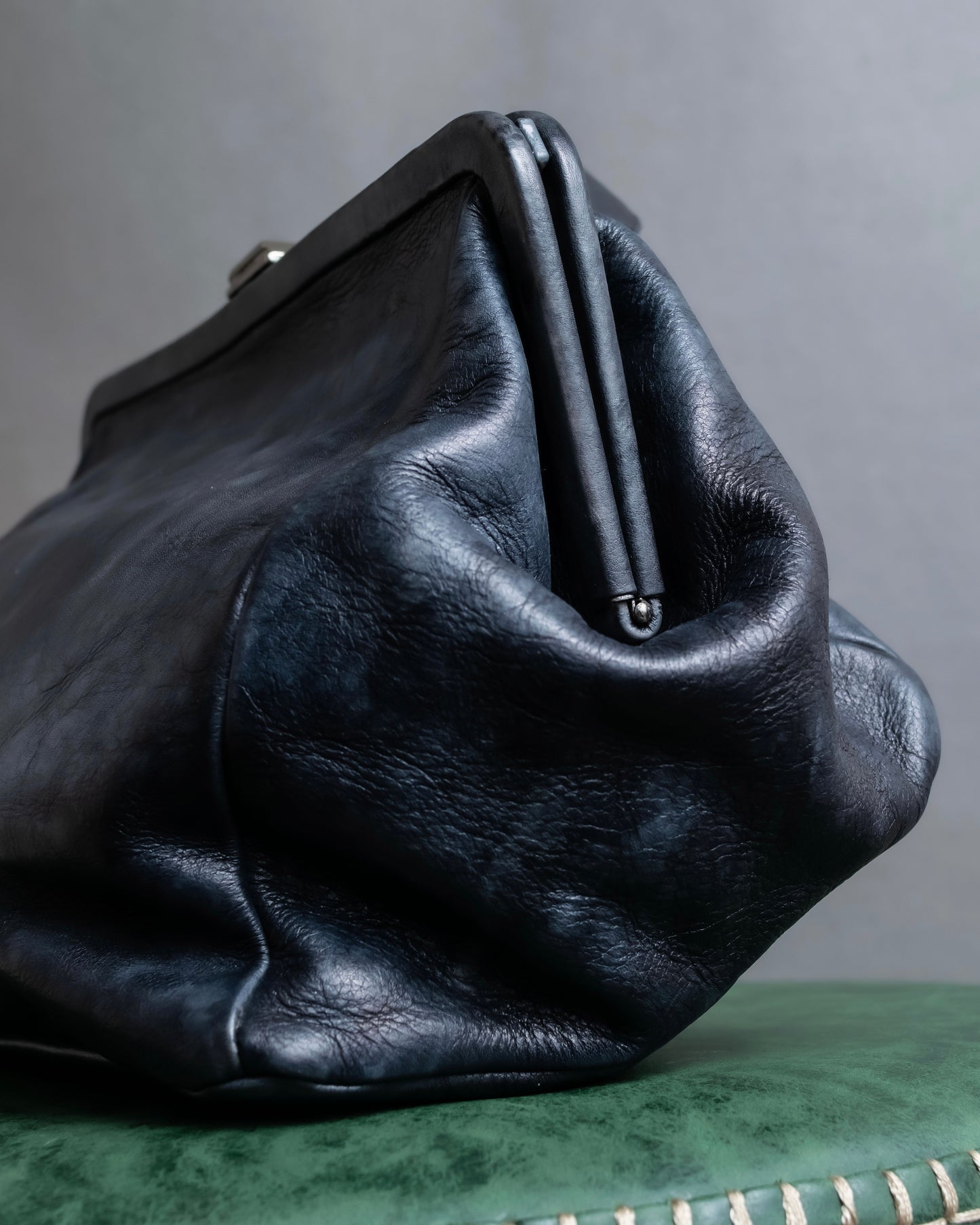 "ANN DEMEULEMEESTER" Tucked design purse leather one handle bag