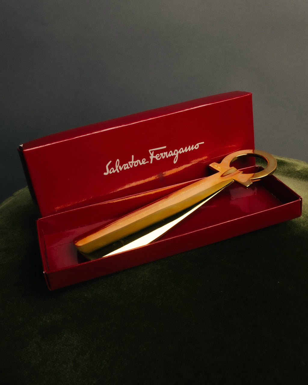 "Salvatore Ferragamo" 80's-00's Gold tone gancini metal shoehorn
