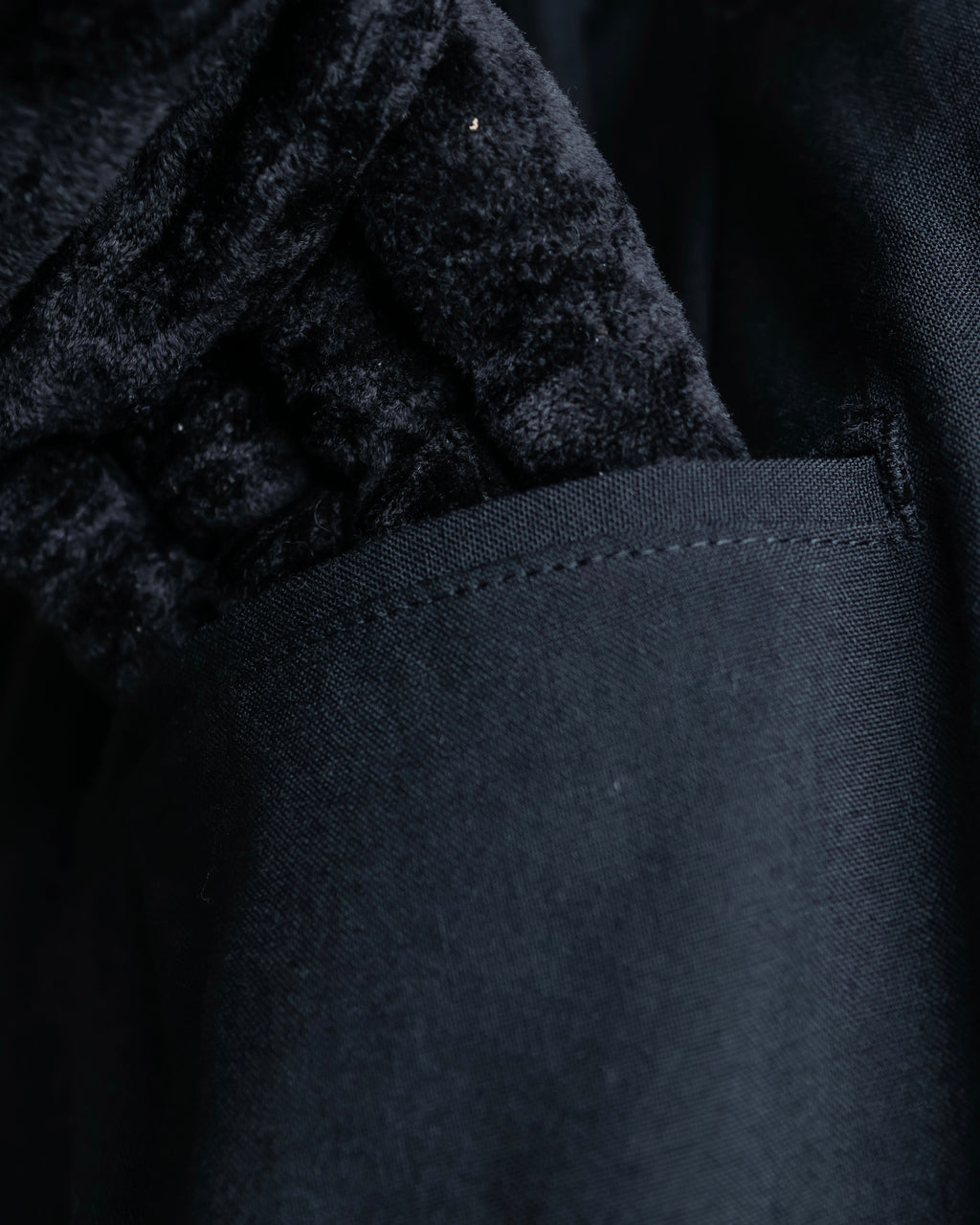 "COMME des GARCONS" Ruffle & tulle asymmetrical docking sarouel slacks