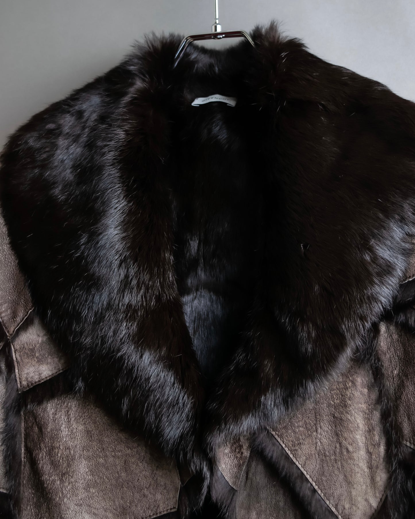 "GIVENCHY" Fur & leather used reversible short shawl collar jacket