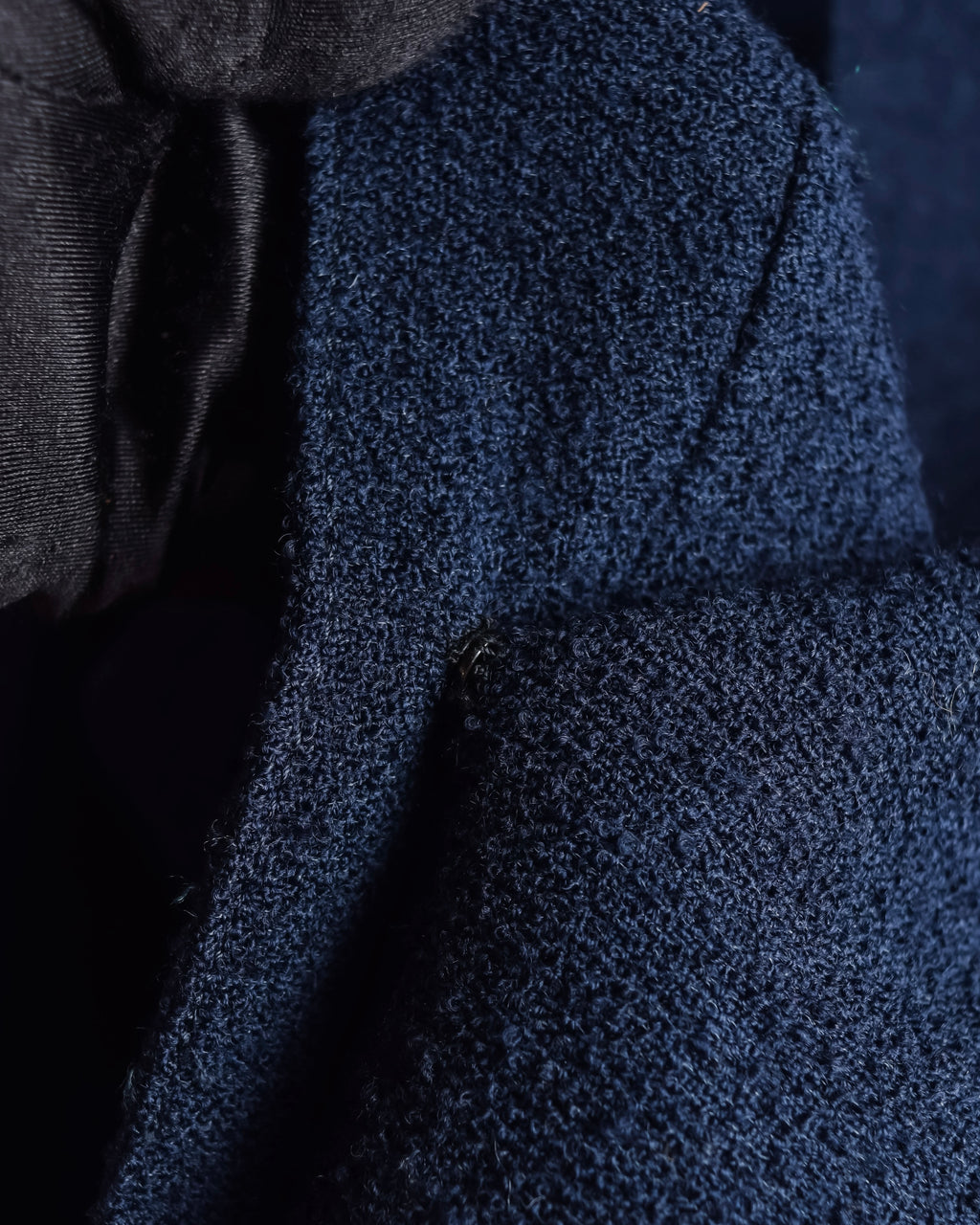 "VALENTINO" Wool boucle concealed front tailored jacket