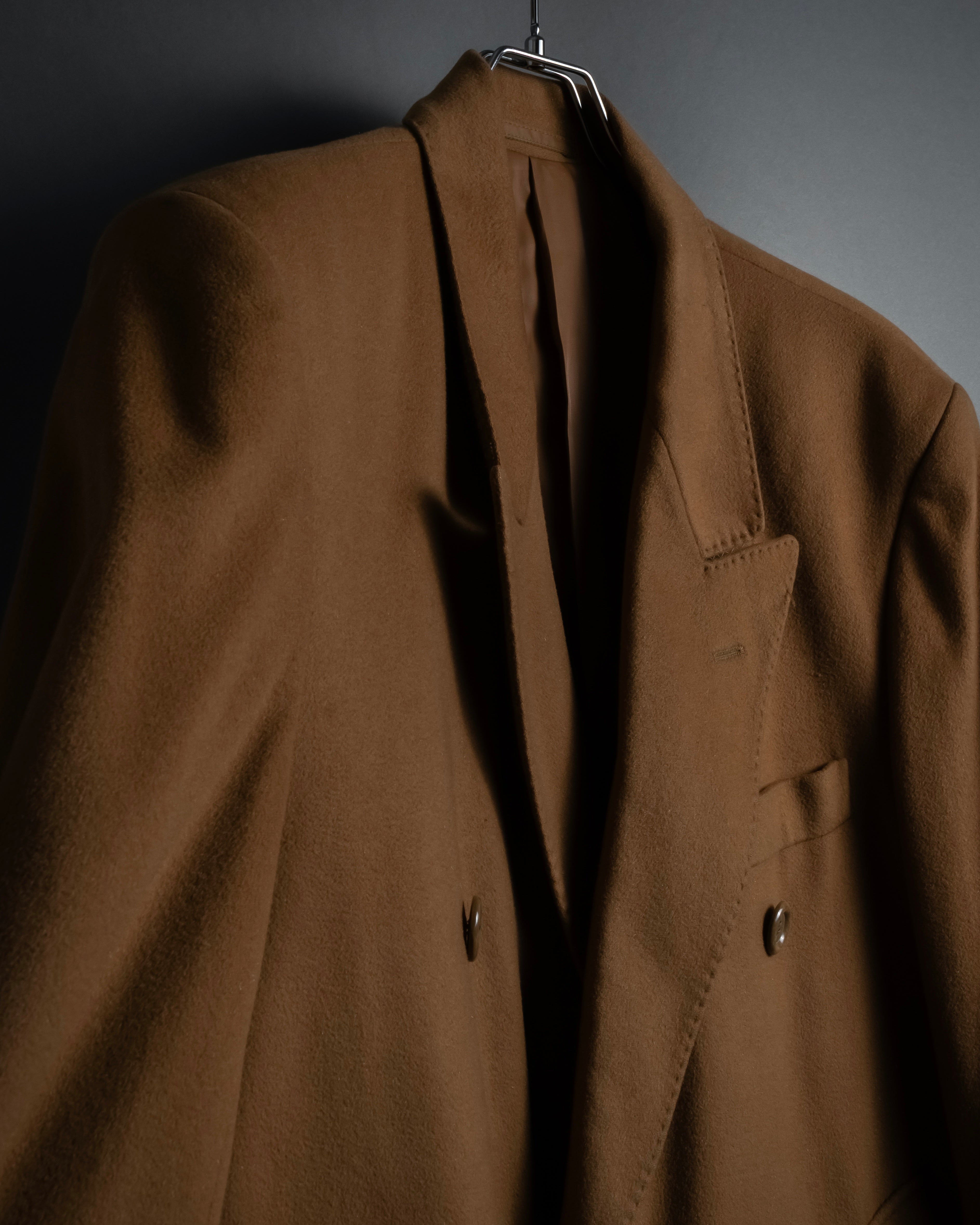 "BARBERINI" Classically tailored 100% cashmere chester coat