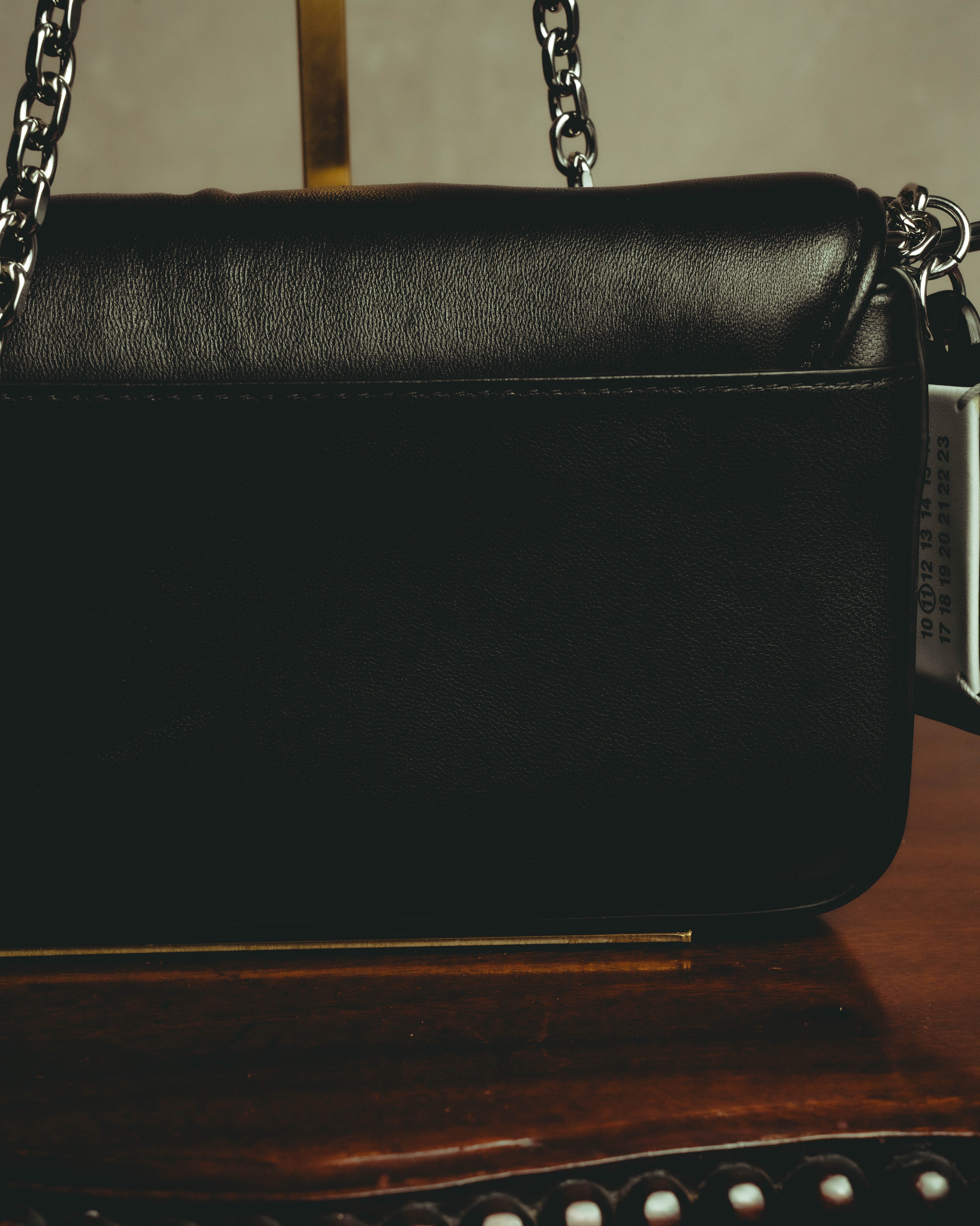 –SPECIAL– "Maison Margiela" 2020's Quilted leather chain shoulder bag