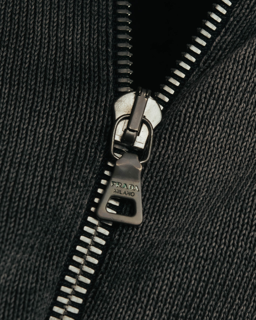 "PRADA" 90's-00's Minimal cotton zip cardigan