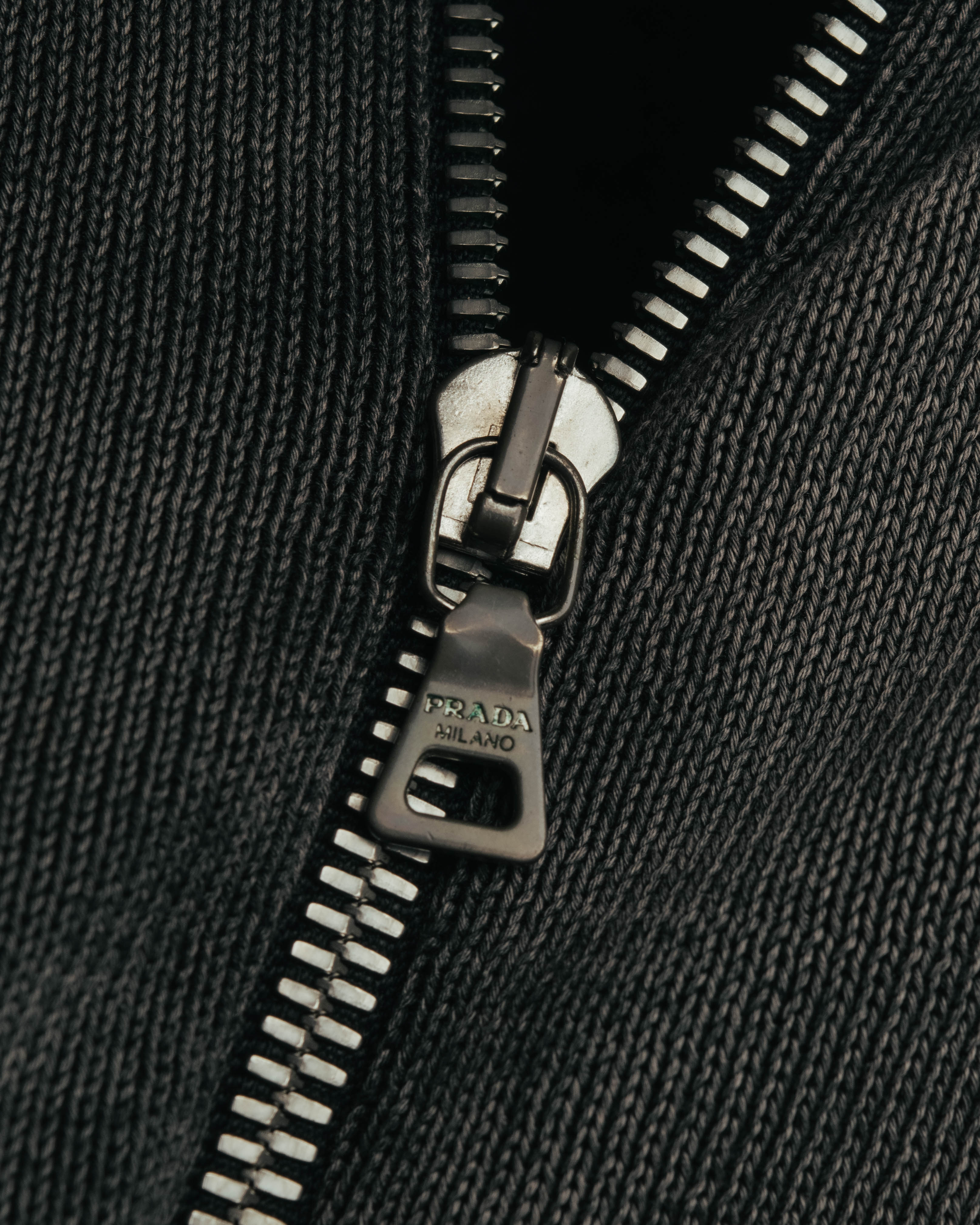 "PRADA" 90's-00's Minimal cotton zip cardigan