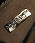 –SPECIAL– "BOTTEGA VENETA"
Late 80s–Early 90s Intrecciato trapezoid leather bag