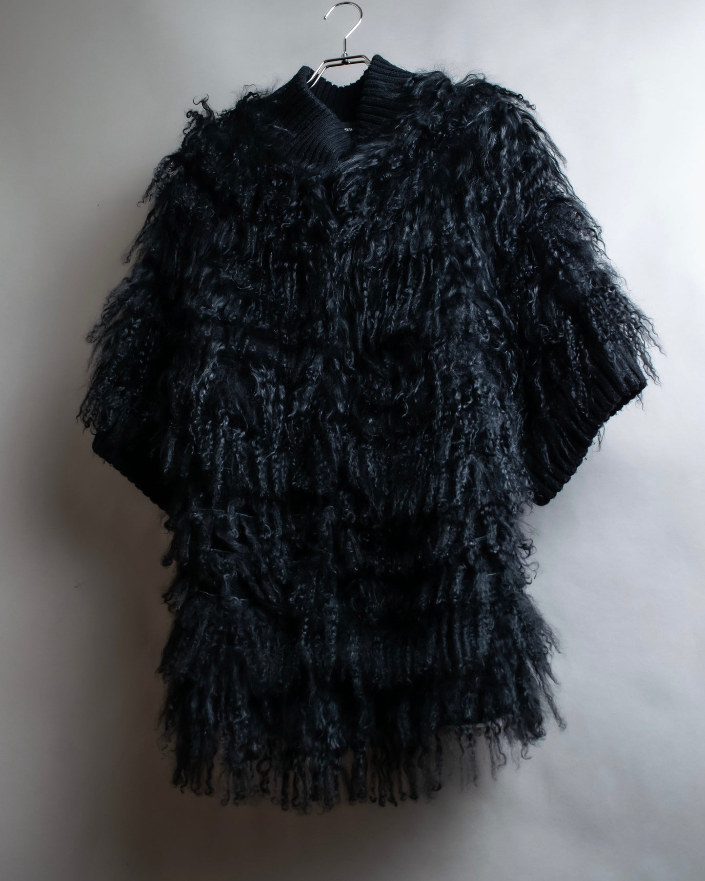 "EMPORIO ARMANI"  Fur fringe design cropped sleeve pullover