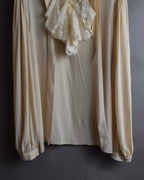 "GUCCI" Michele period frill lace silk bowtie shirt