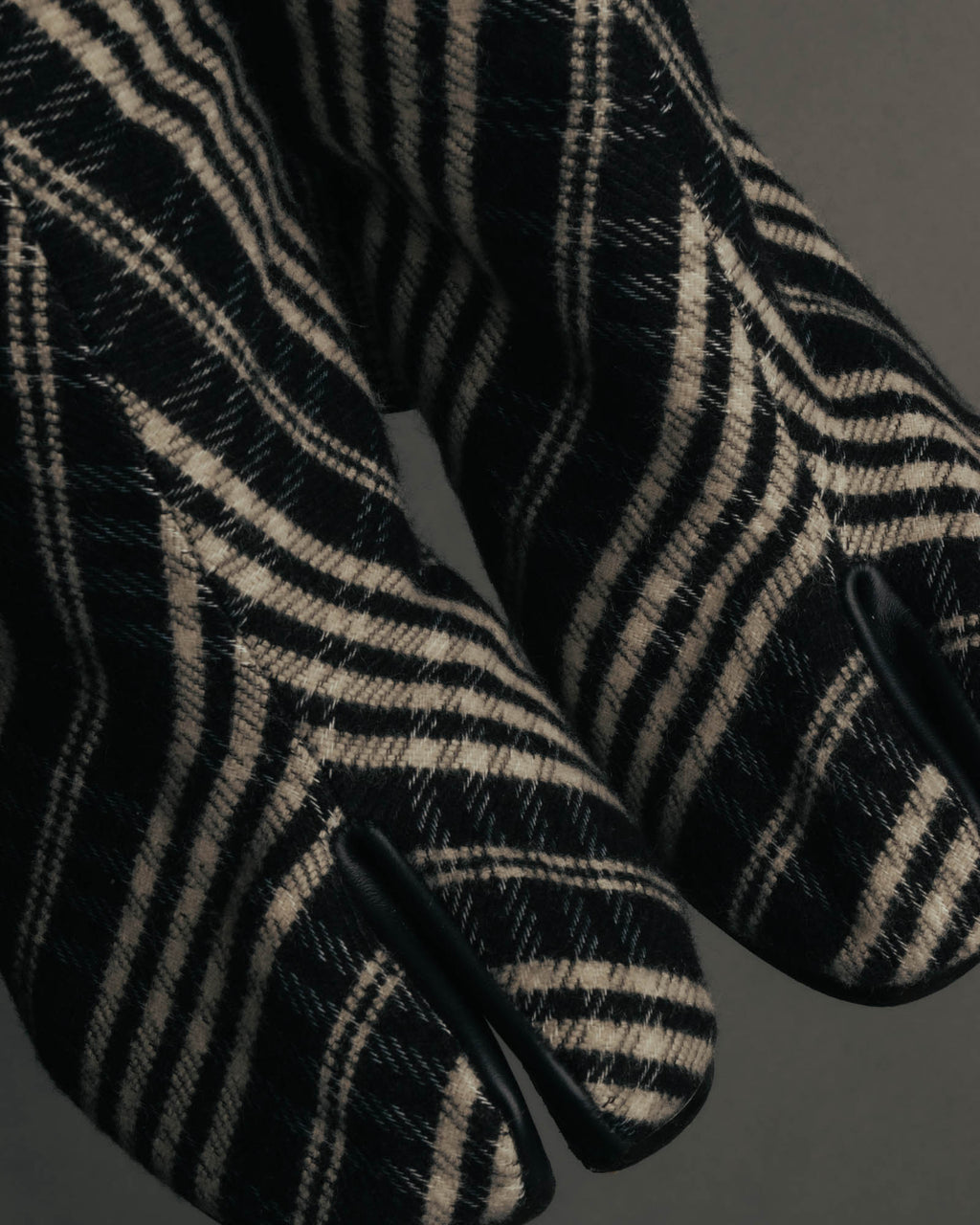 -SPECIAL- "Maison Margiela"2015's Tabi striped fabric ankle boots