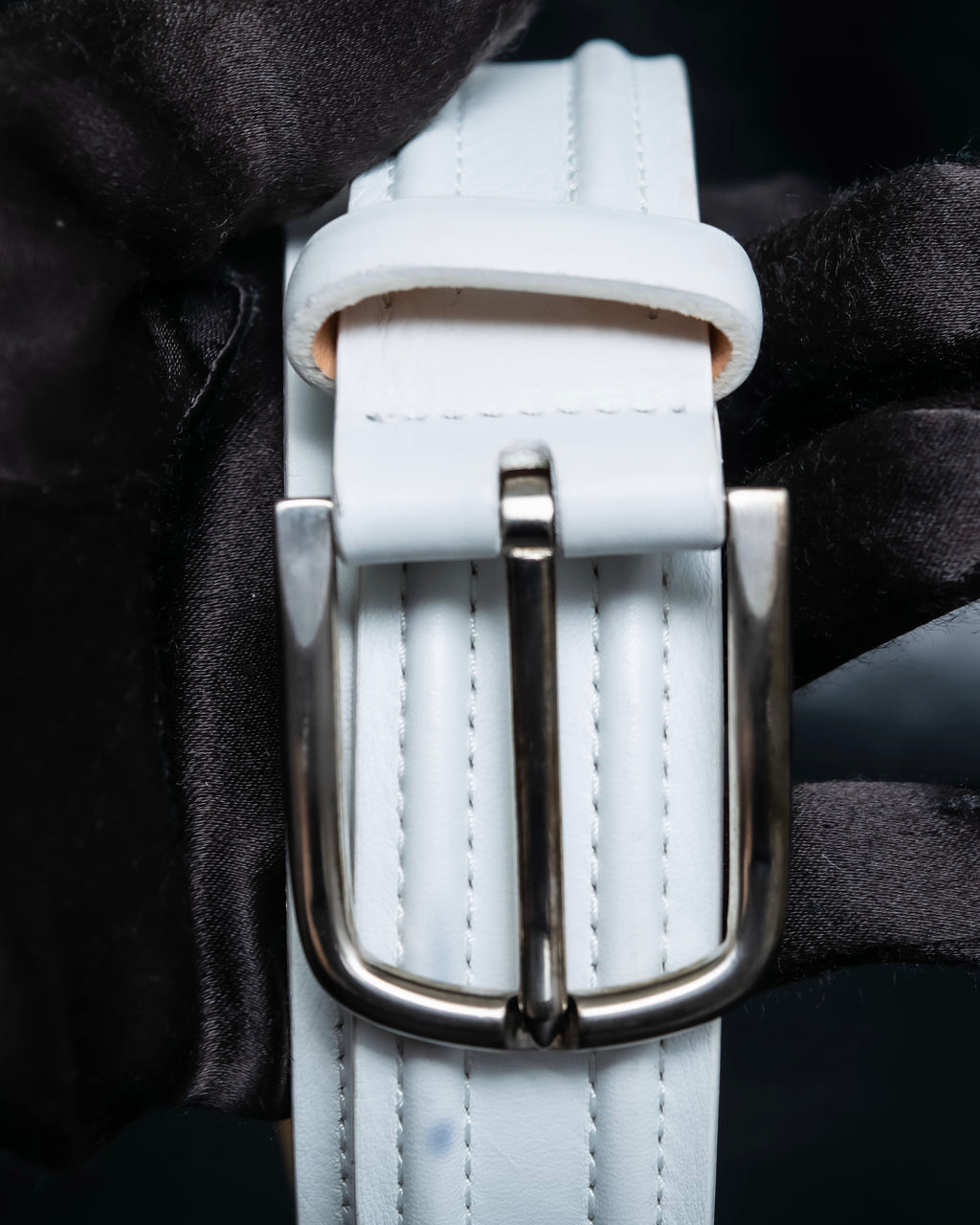 "GIORGIO ARMANI" Genuine leather white color belt