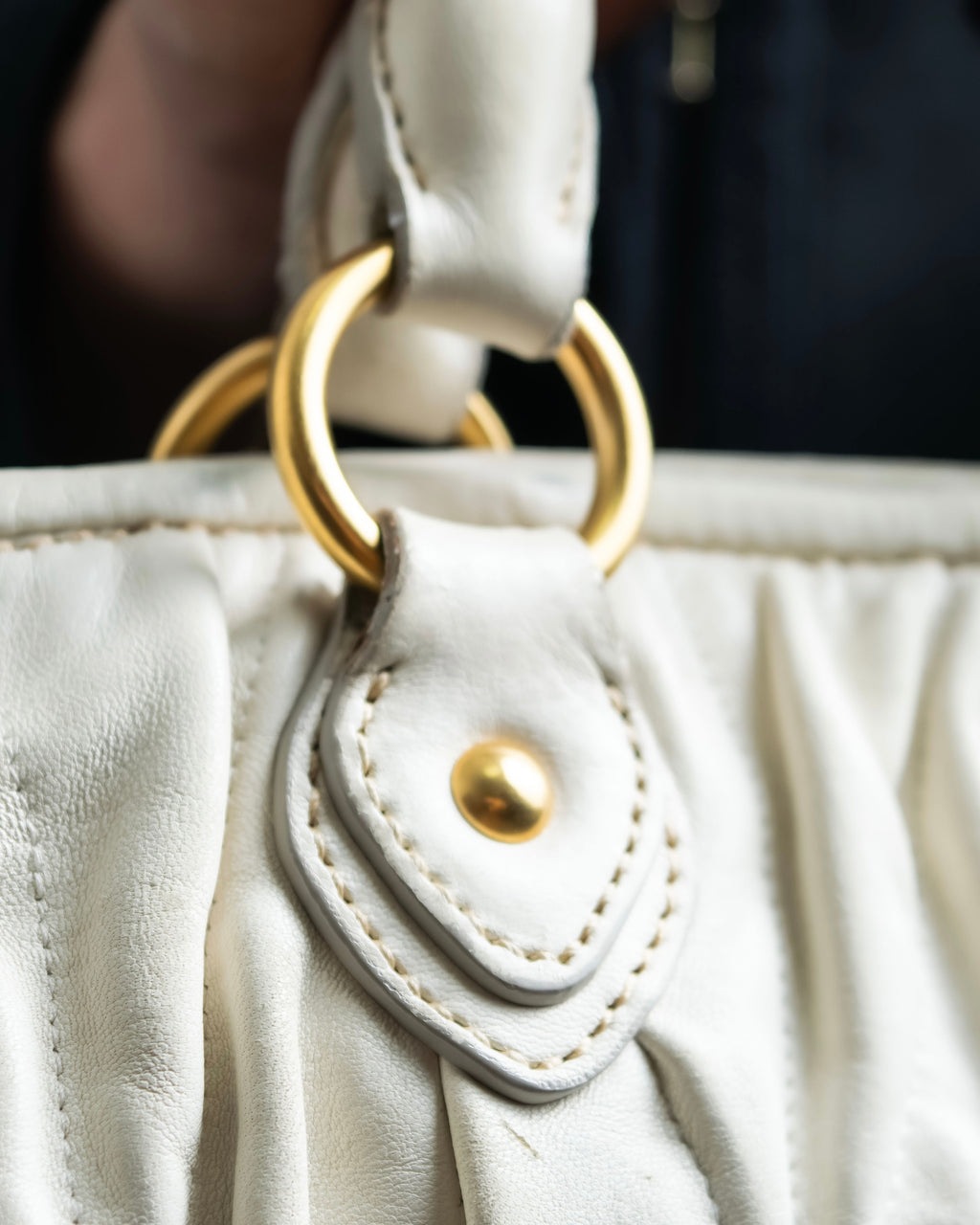 "miu miu" White leather crinkled bag