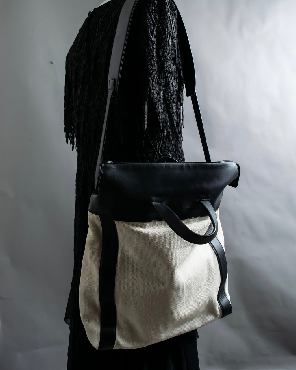 "BOTTEGA VENETA" 19AW Canvas & leather combination 2way bag