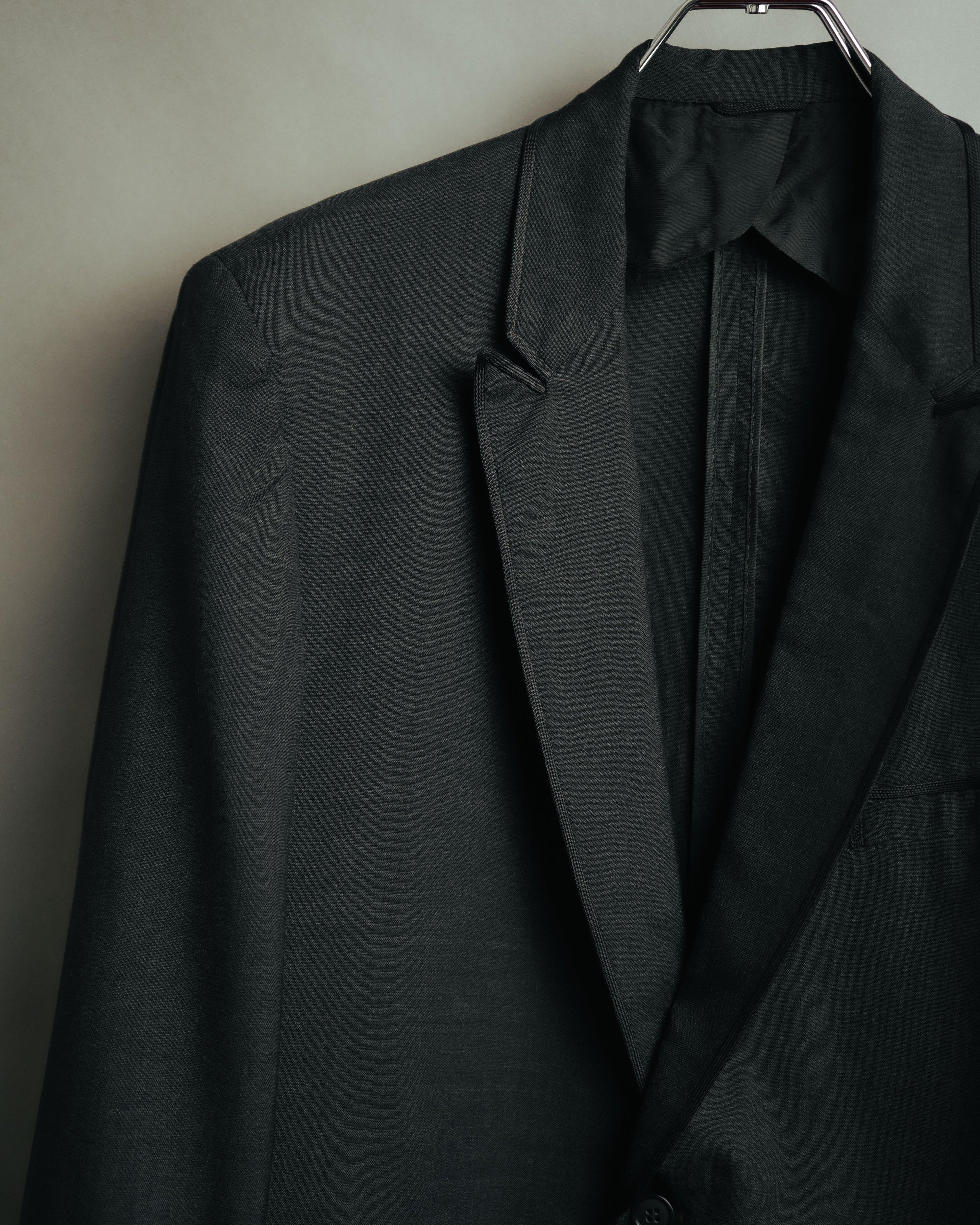 -MOOD Vintage Collections-
70’s-80’s Piping formal tailored jacket