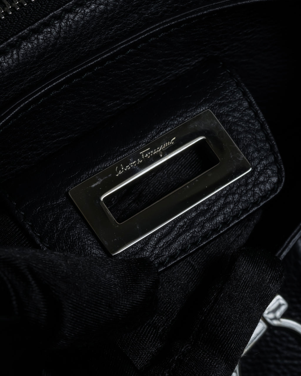 "Salvatore Ferragamo" Gancini motif gathered design leather bag