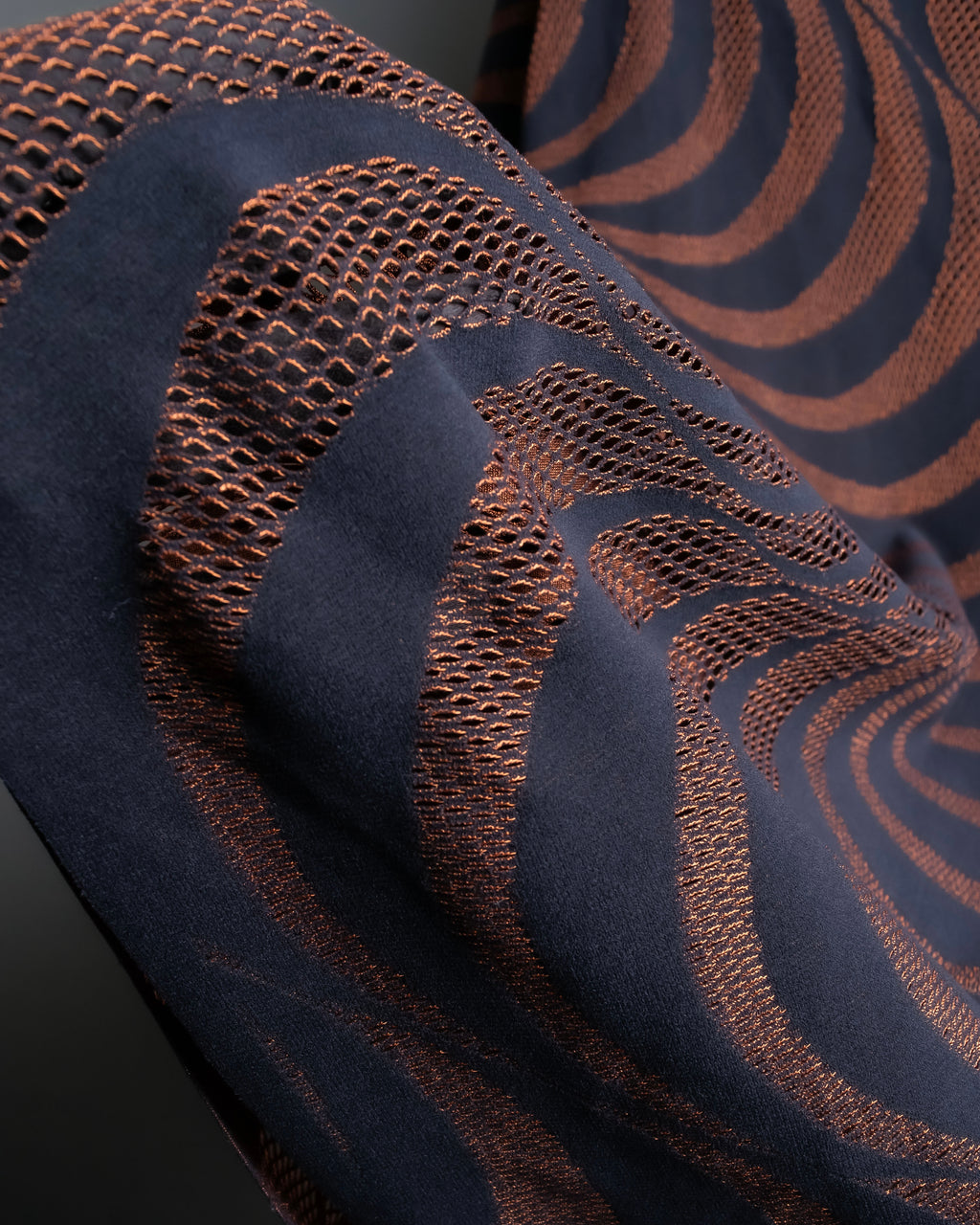 "PLEATS PLEASE ISSEY MIYAKE"
 Marble print dolman sleeve tops