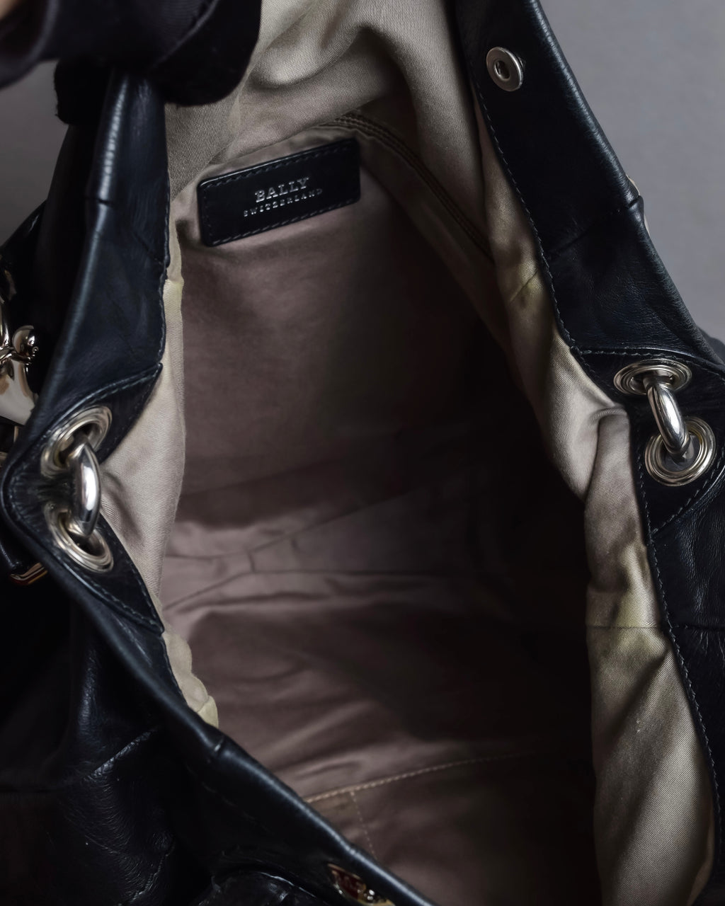 "BALLY" Soft grained calf shoulder bag