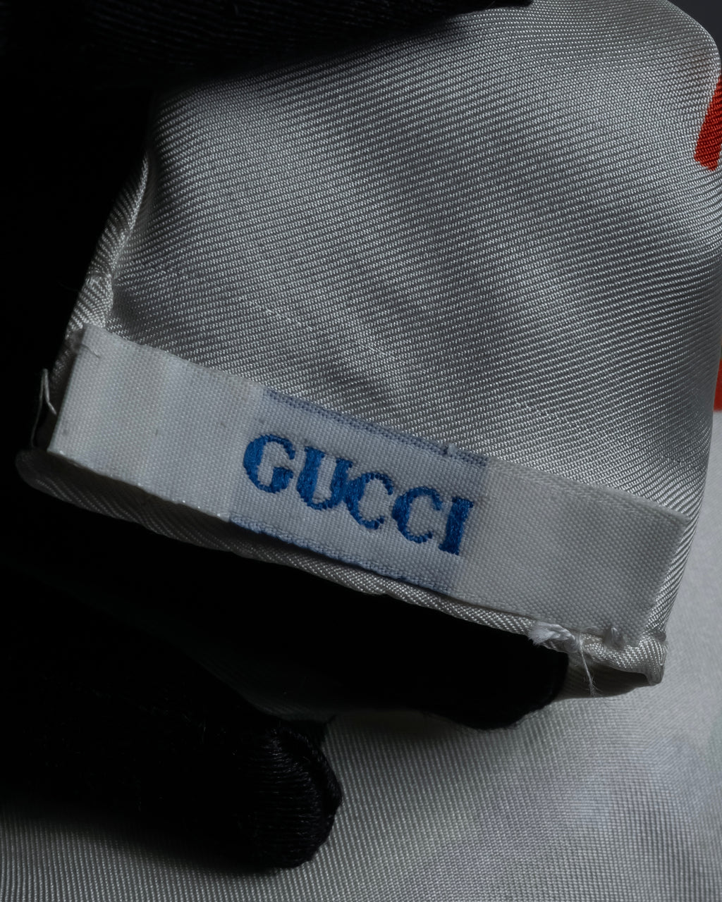 "GUCCI" 80's Flora motif vintage silk scarf