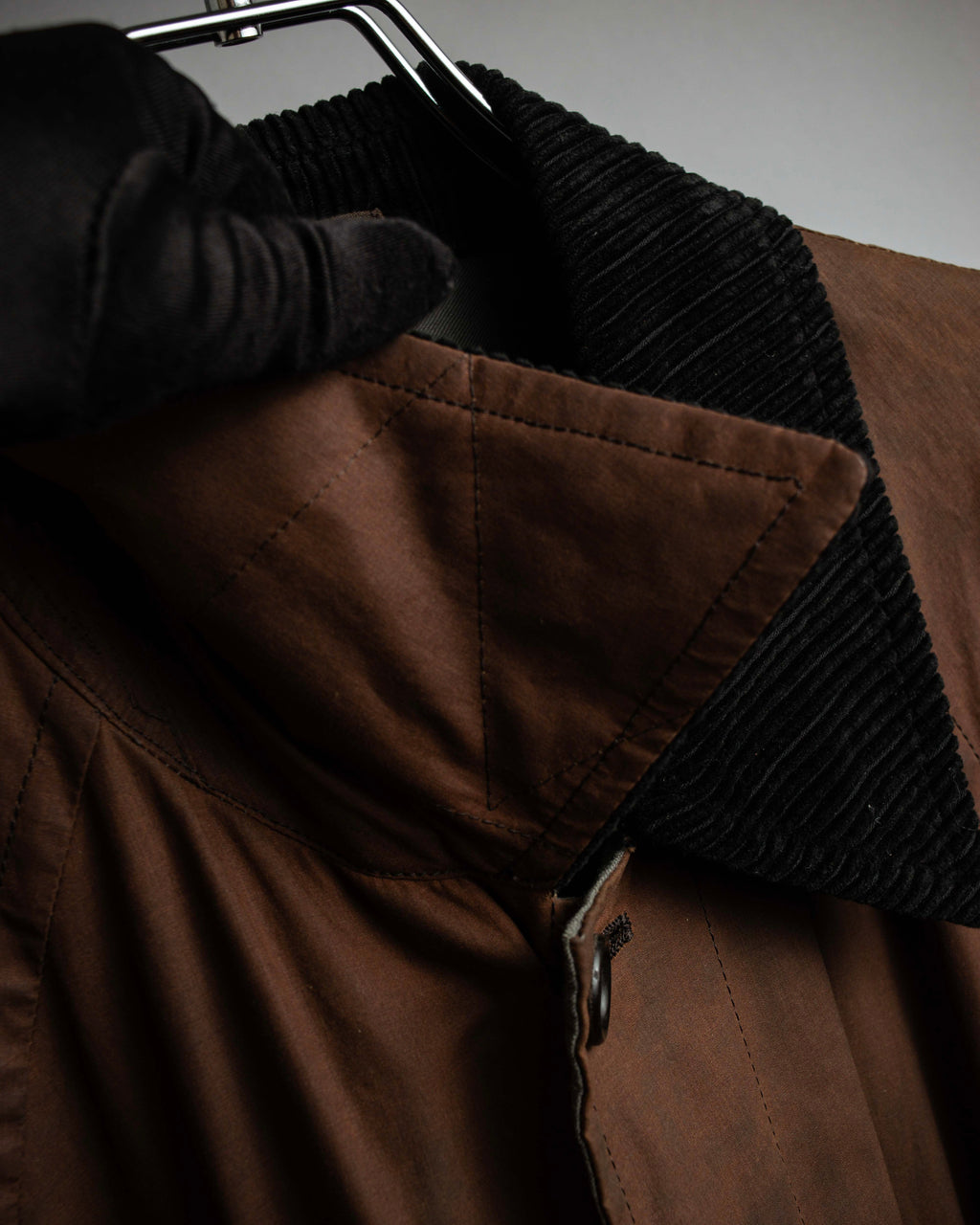 "COMME des GARCONS HOMME"
03AW corduroy collar design stand collar long coat