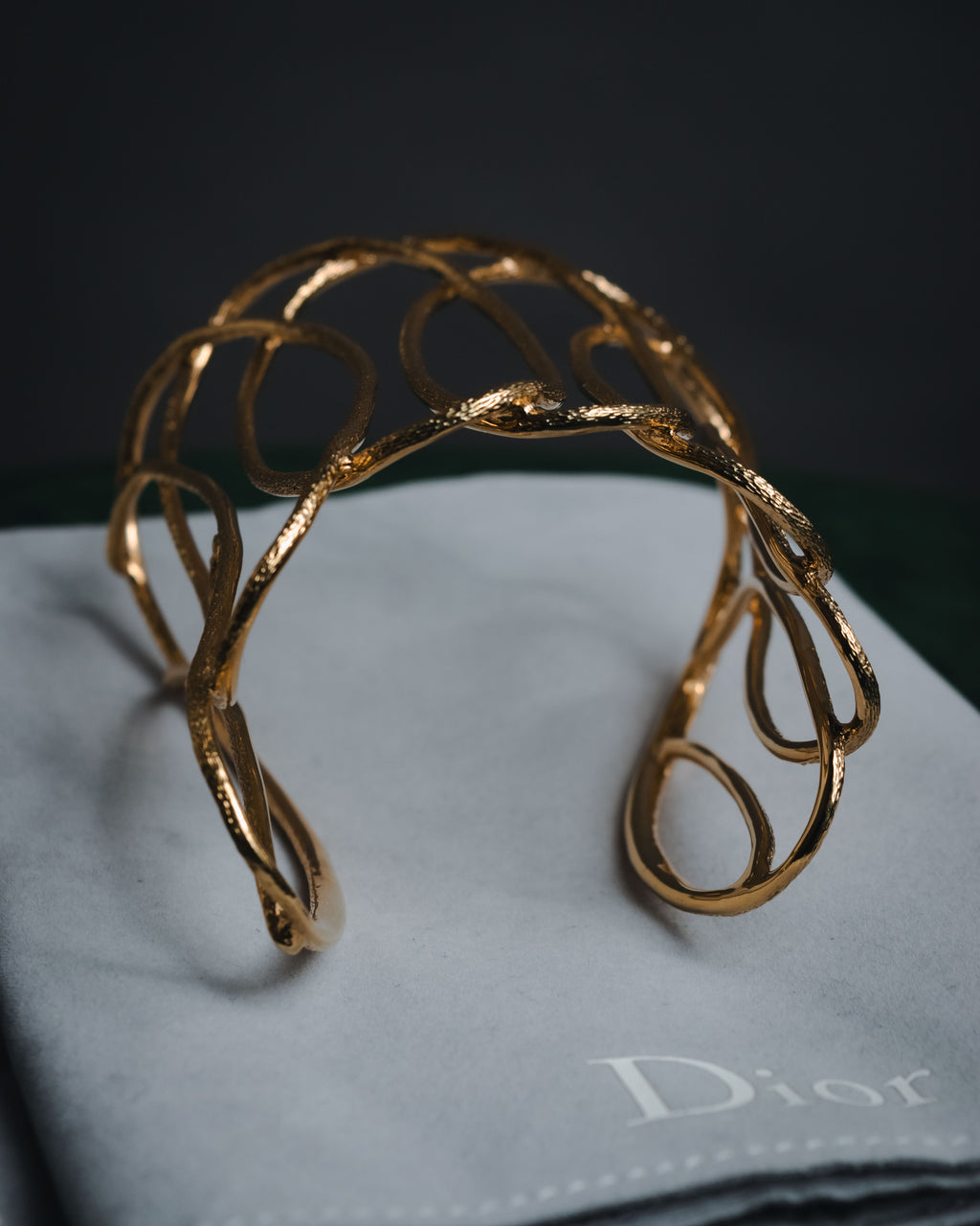 –SPECIAL– "Christian Dior" 2016-19 sculptural wirework cuff bangle