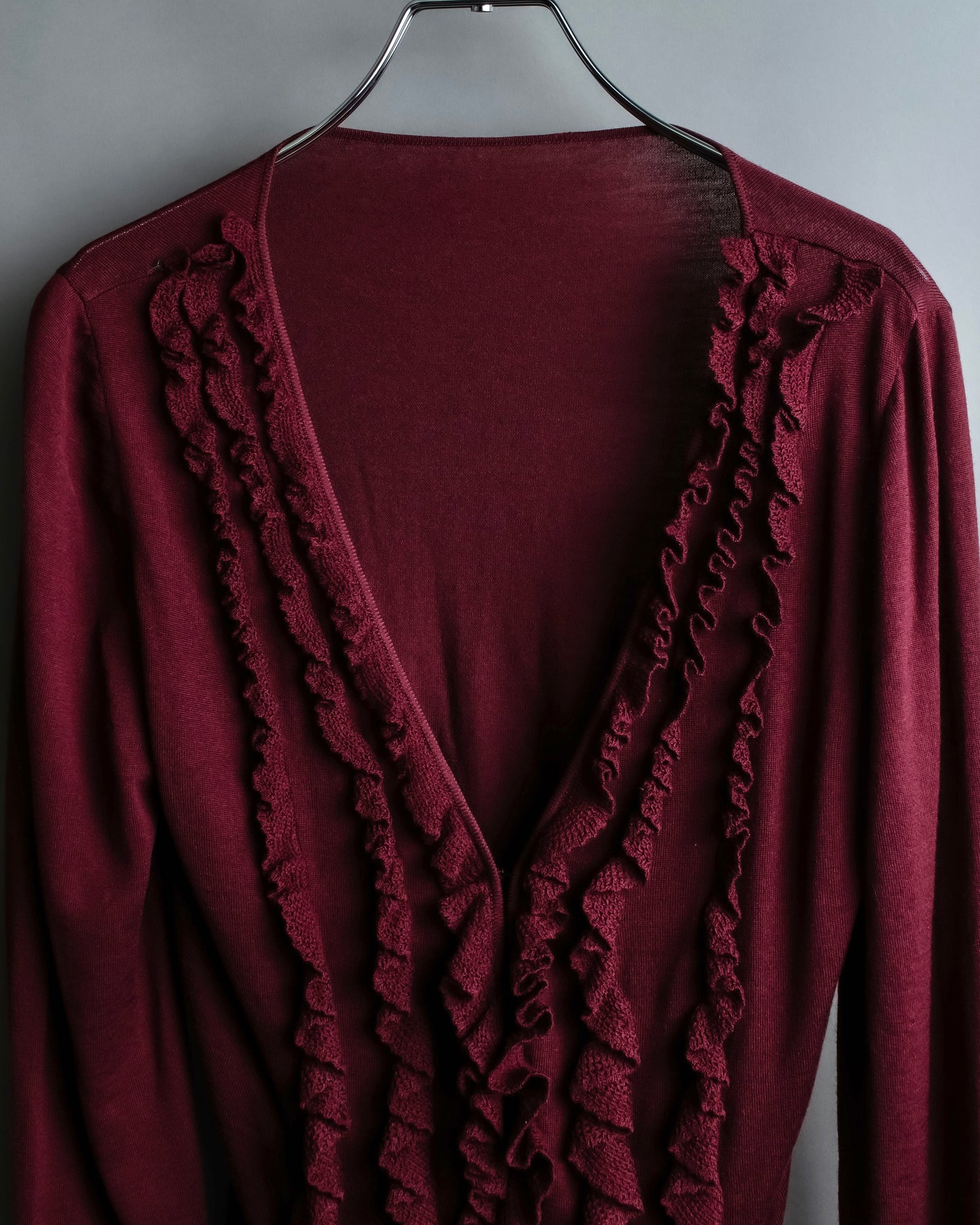 "VALENTINO"Virgin wool ruffled flower design cardigan