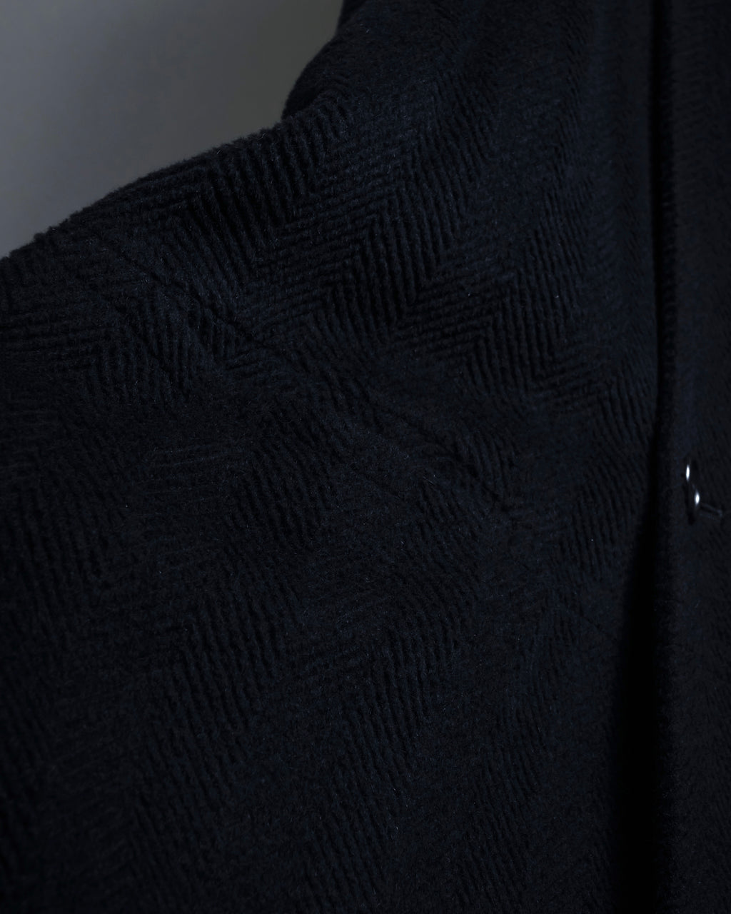 -SPECIAL- "YVES SAINT LAURENT"
80's-90's Raglan sleeves 100% angora stand collar coat