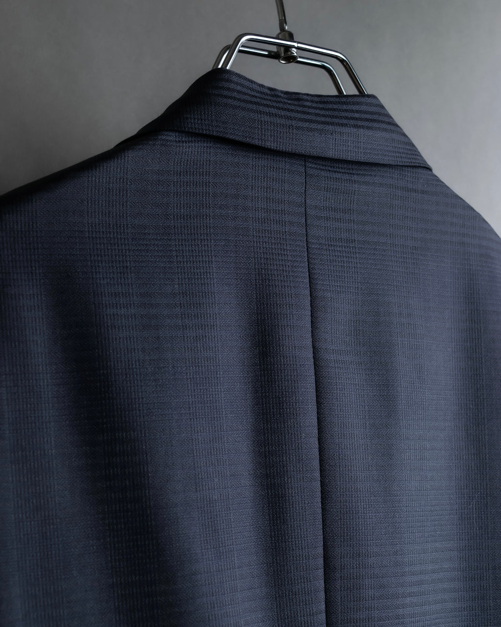 "CHRISTIAN DIOR MONSIEUR"
Shadow check pattern structured set up