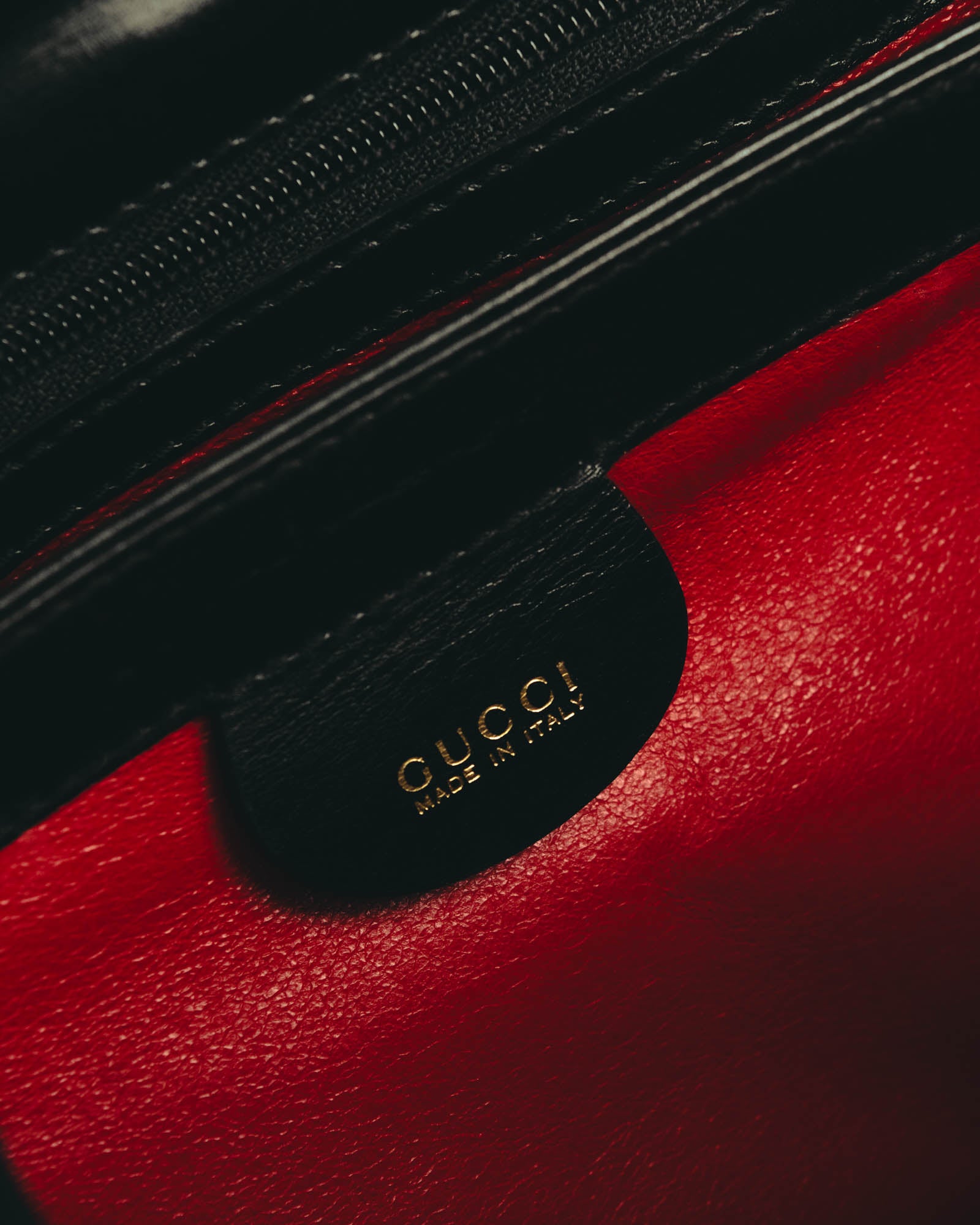 "GUCCI" 90's Structured leather top handle handbag