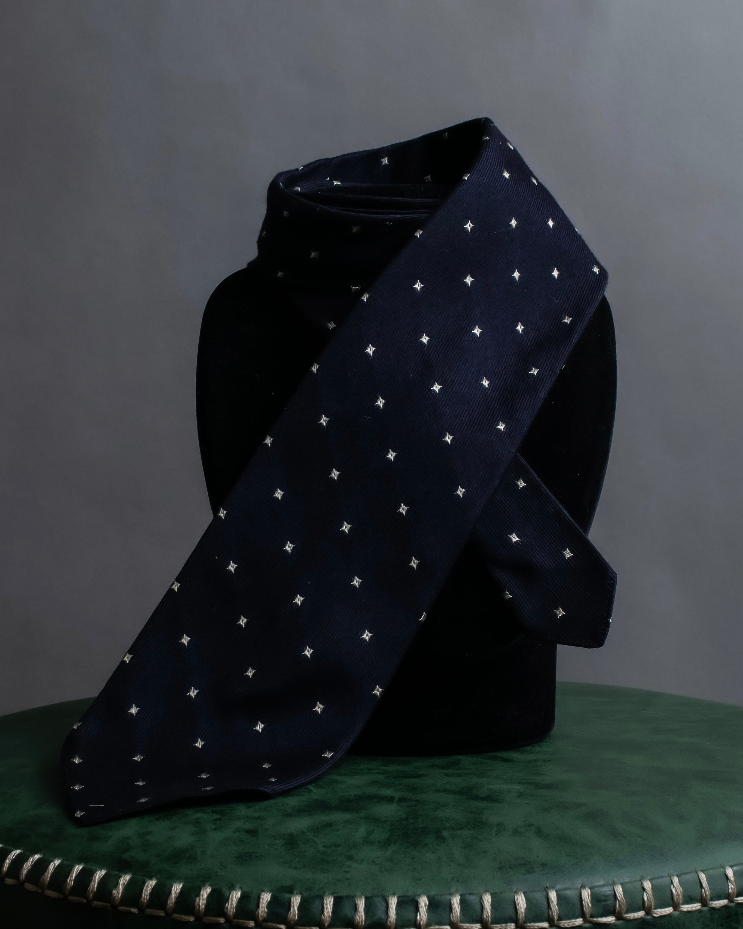 "COMME des GARCONS
HOMME" Square diamond pattern sample necktie