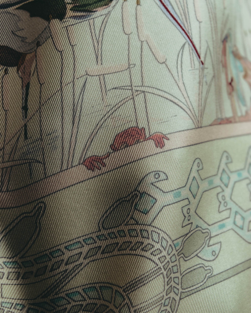 "Hermès" 00's Pastel bird print silk scarf