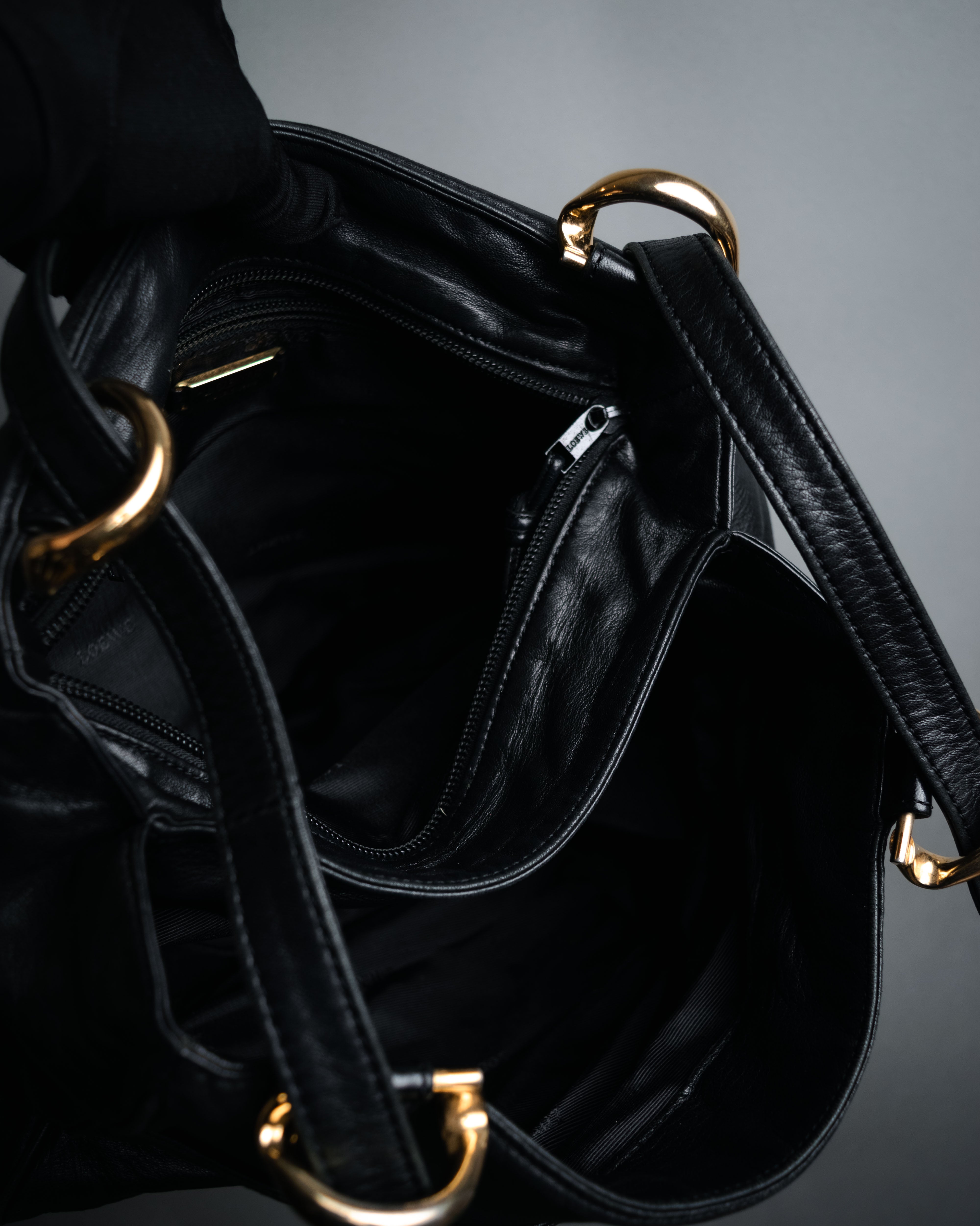 LOEWE (ロエベ) - アナグラム ナッパレザー ショルダーバッグ
