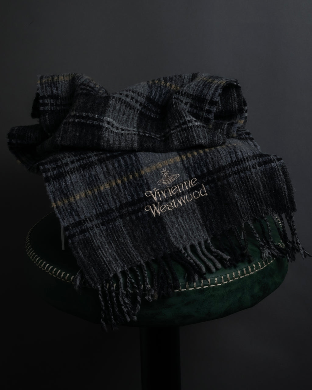 "Vivienne Westwood" Multi-layered check pattern fringe design muffler