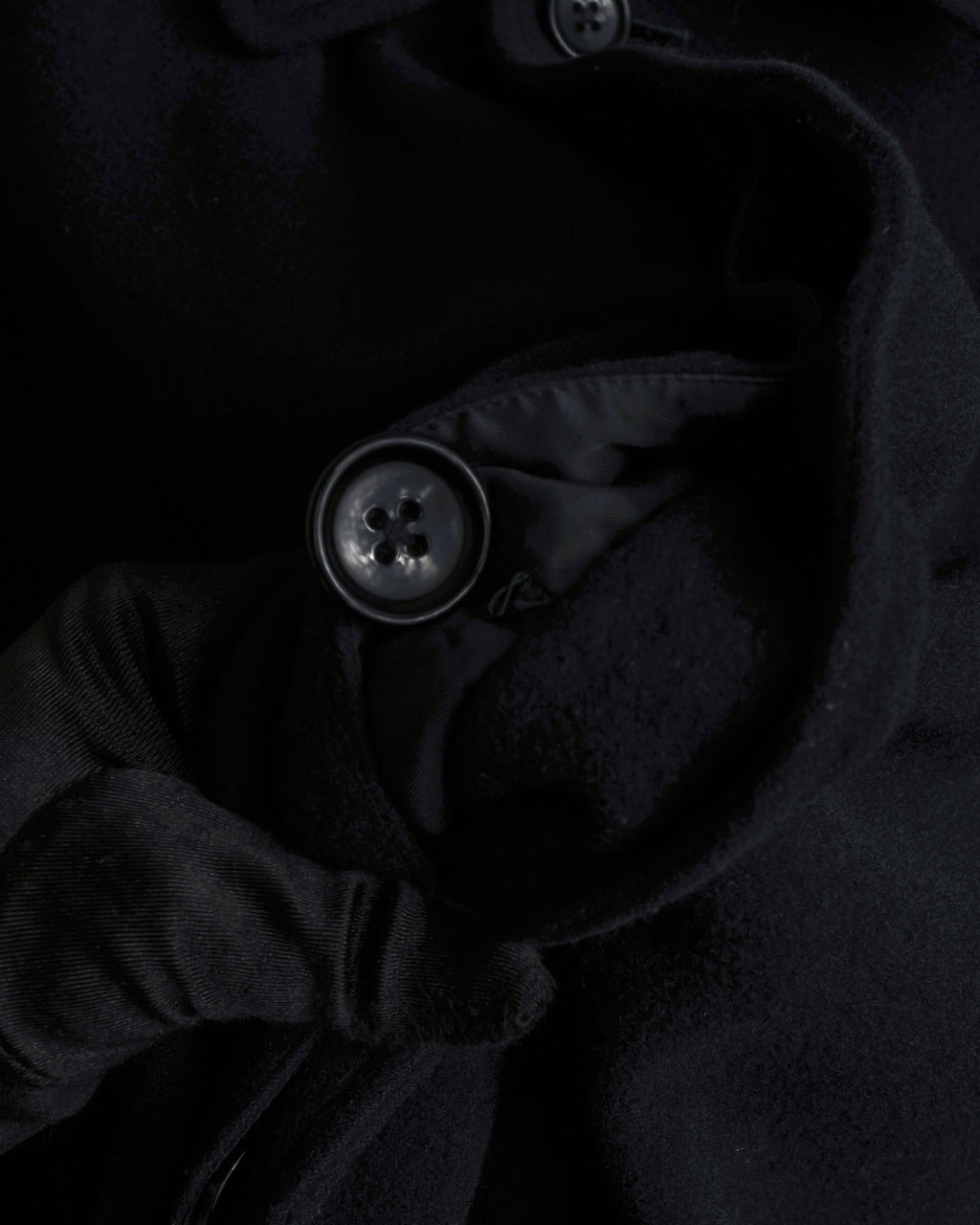 "YOHJI YAMAMOTO" Straight line stand collar coat